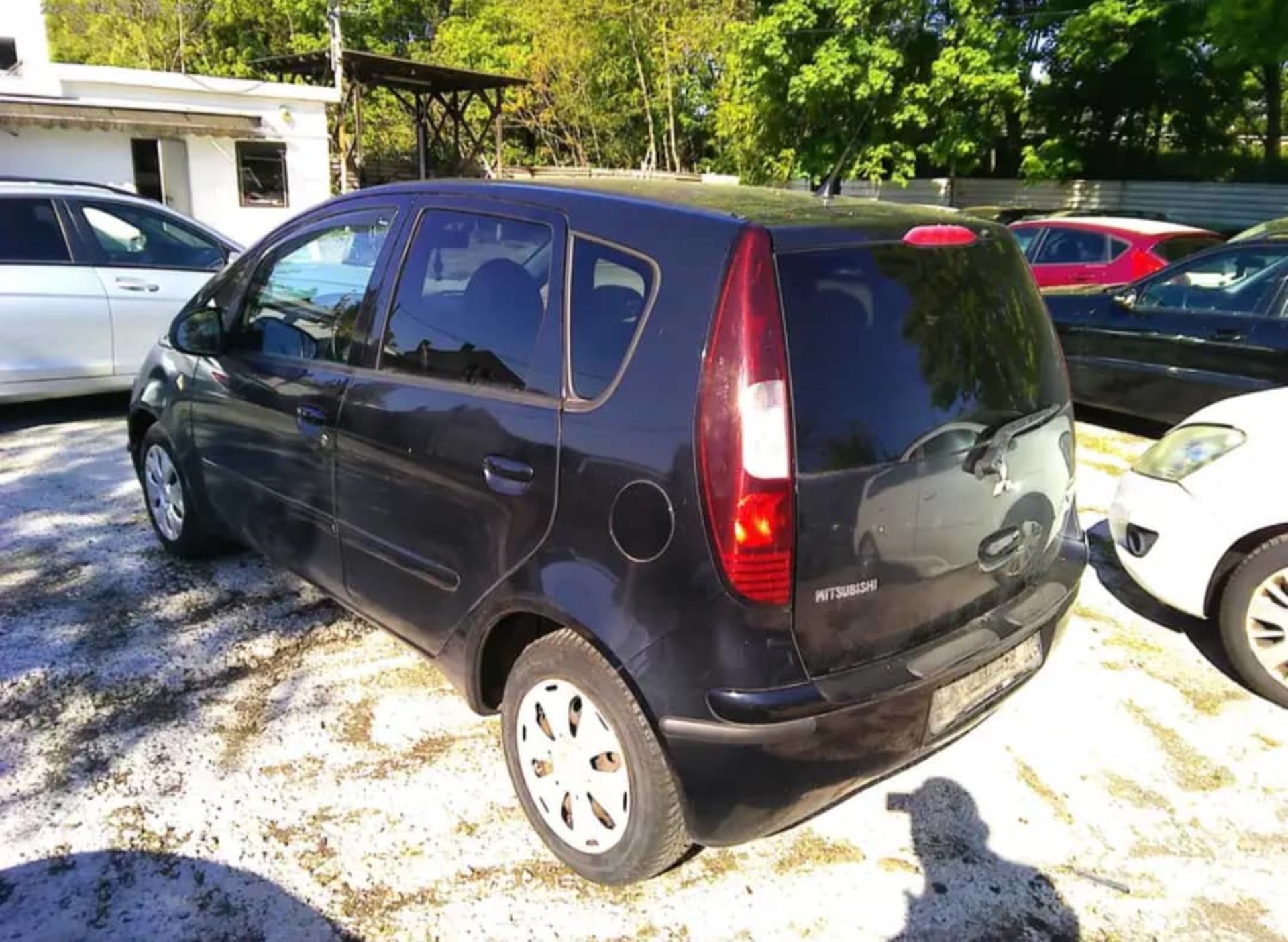 Mitsubishi Colt - 3