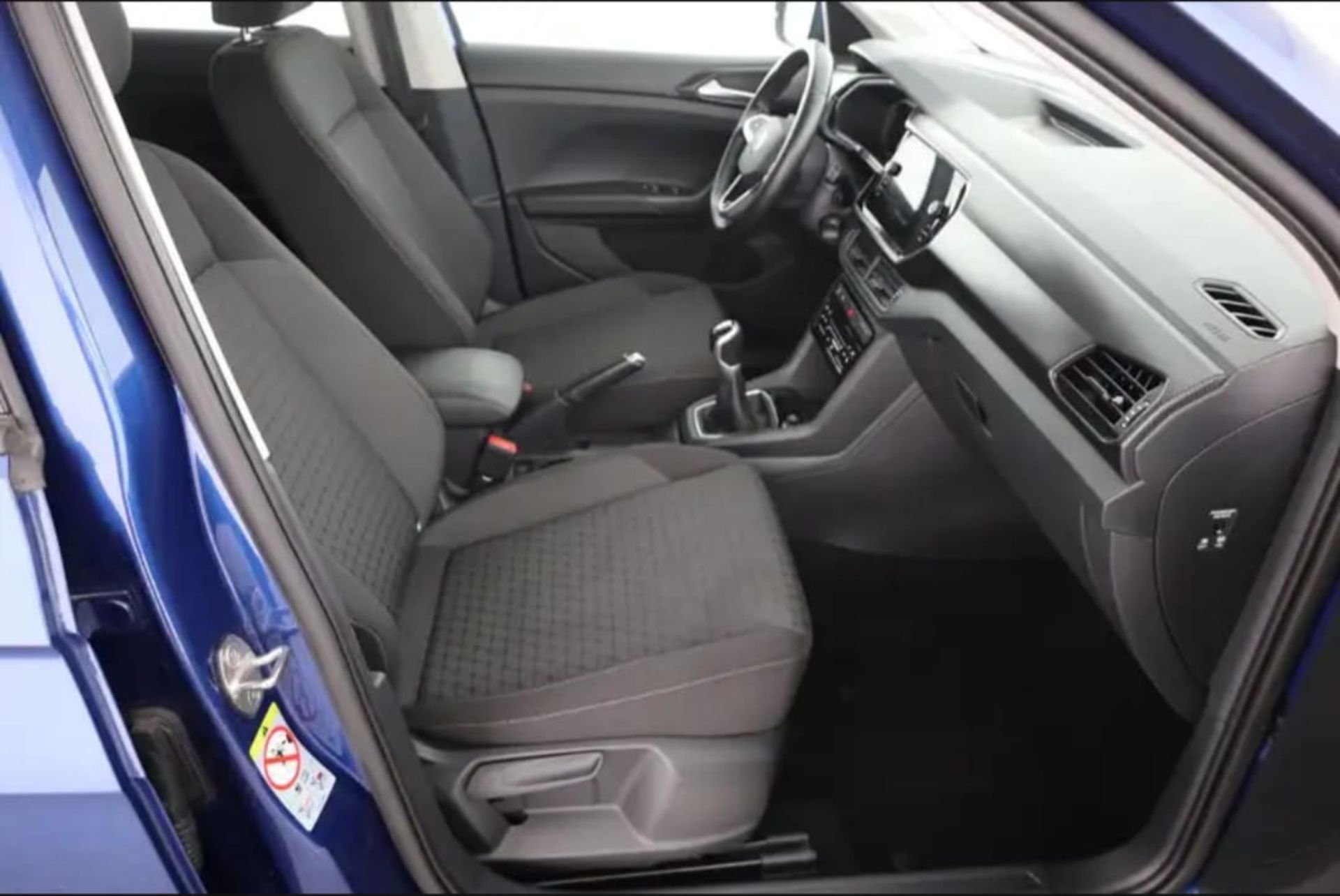 Volkswagen T-Cross - 5