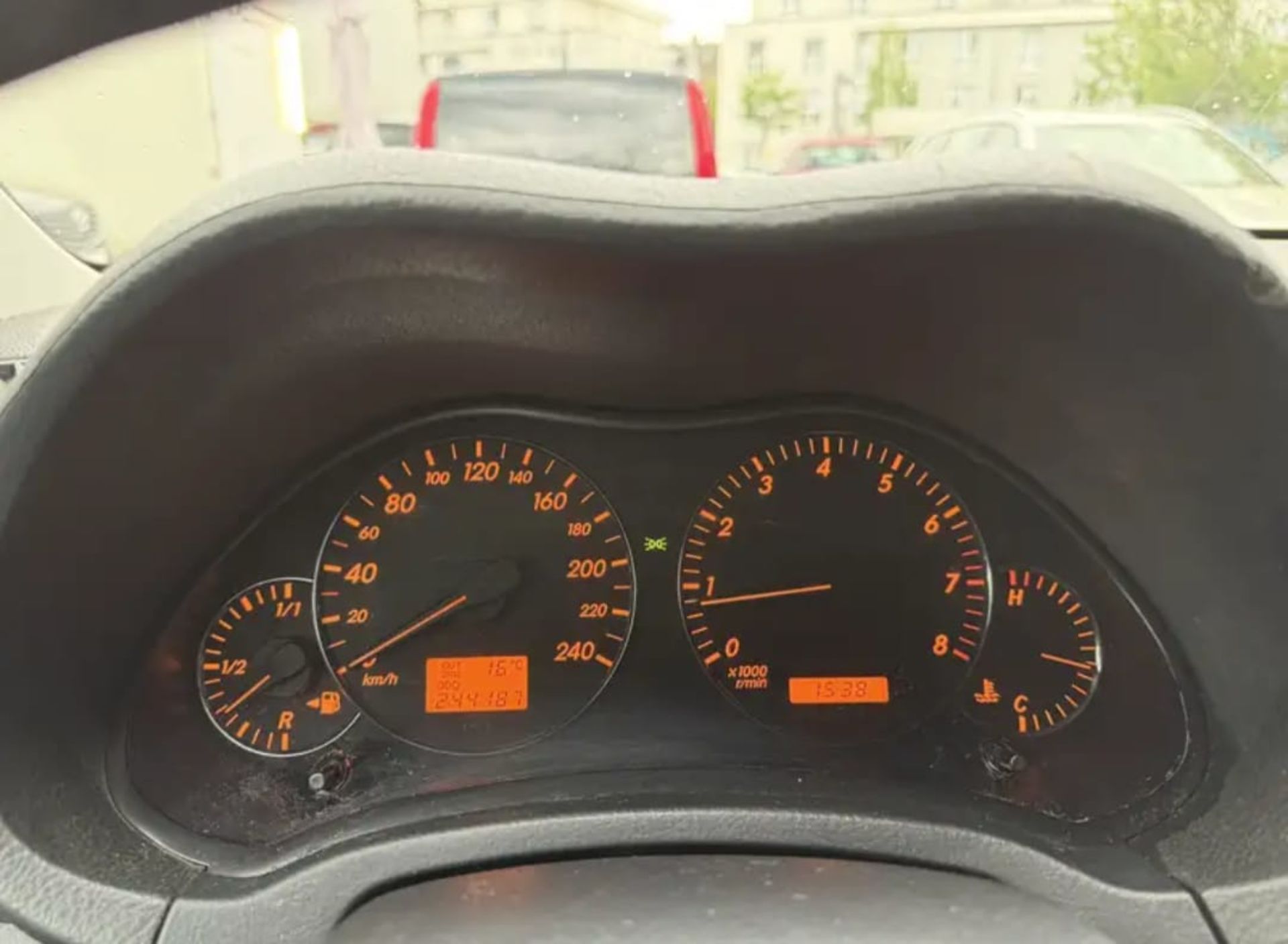 Toyota Avensis - 4