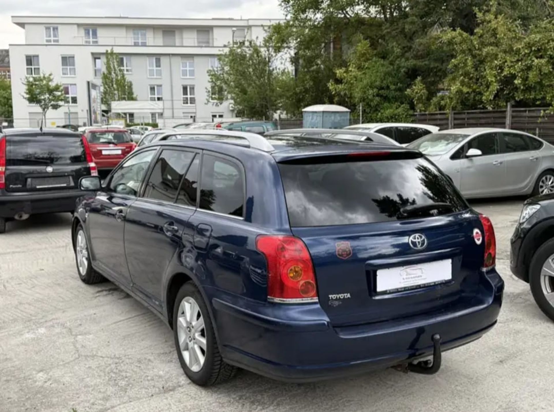 Toyota Avensis - 7