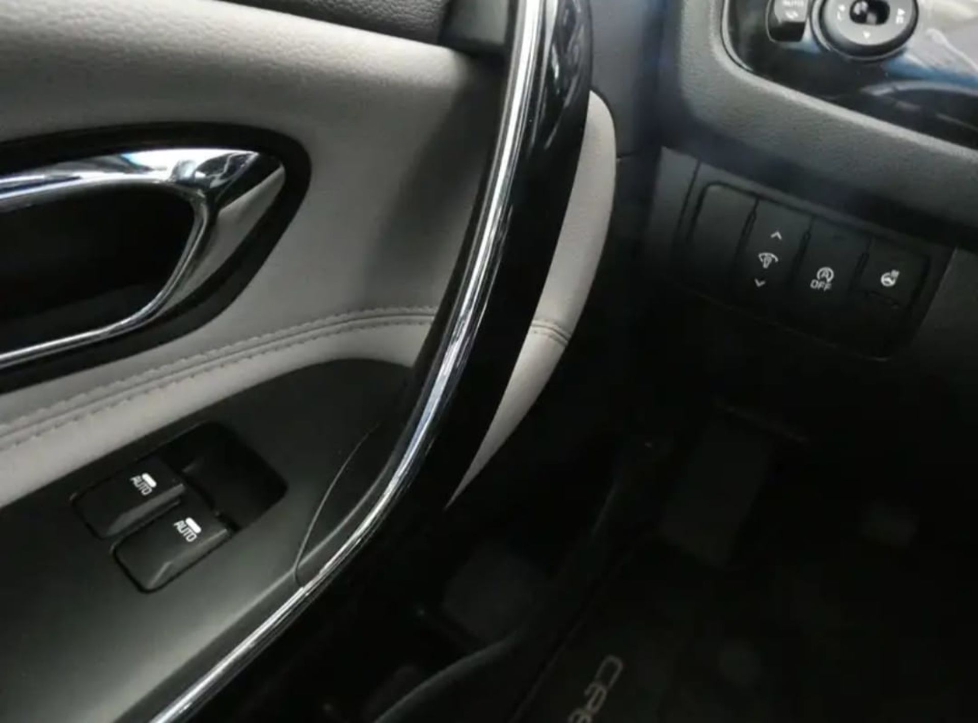 Kia Ceed - 10