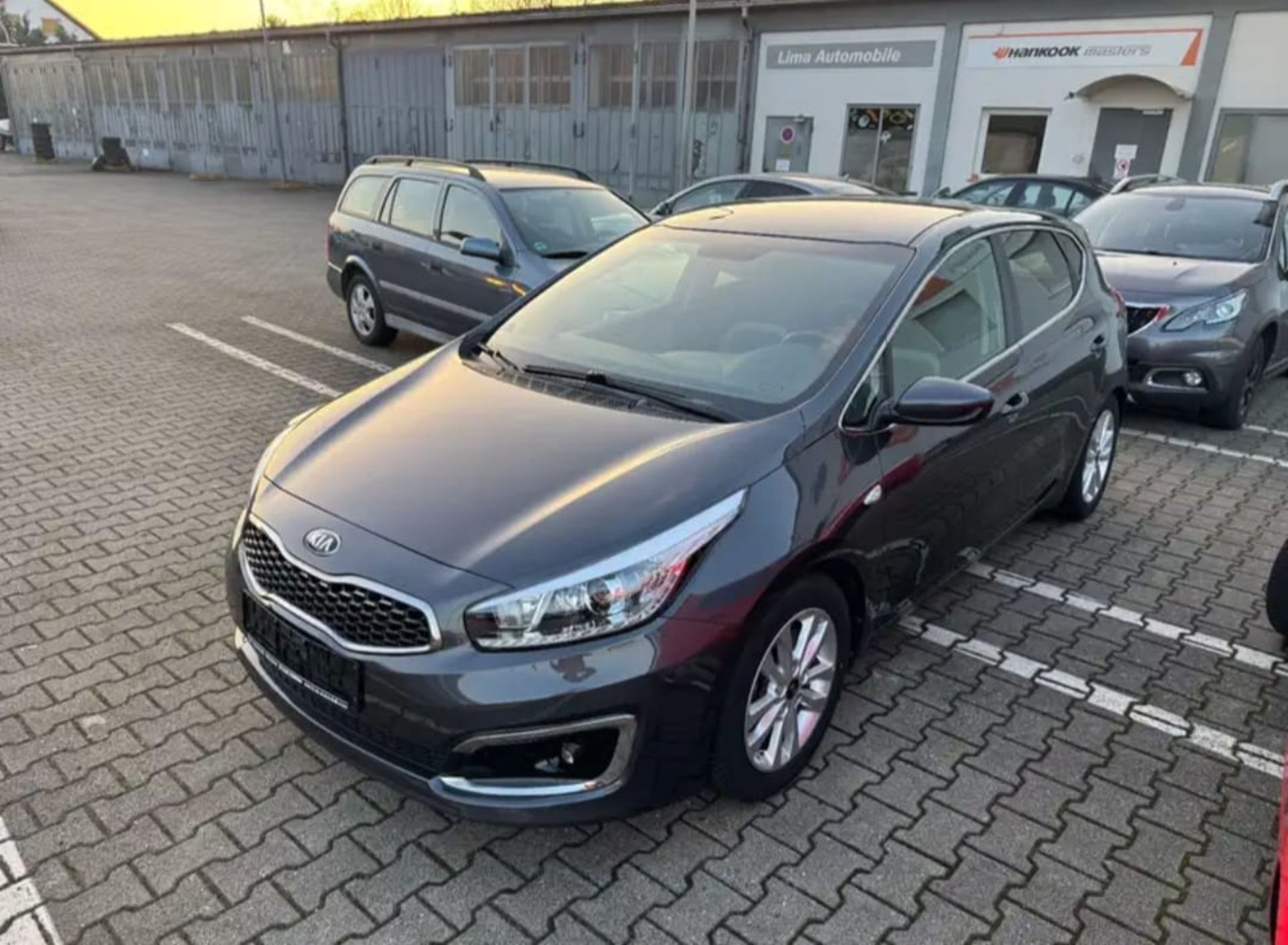 Kia Ceed Dream Team - 1
