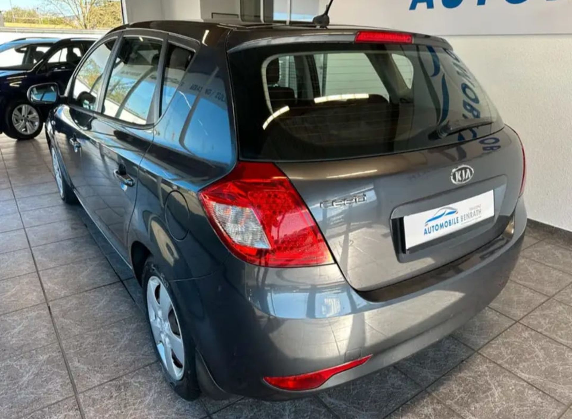 Kia Ceed ED CVVT  - 10