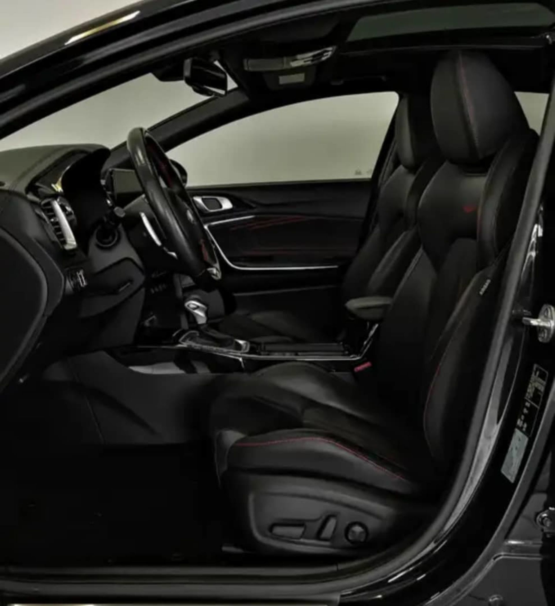 Kia ProCeed - 3