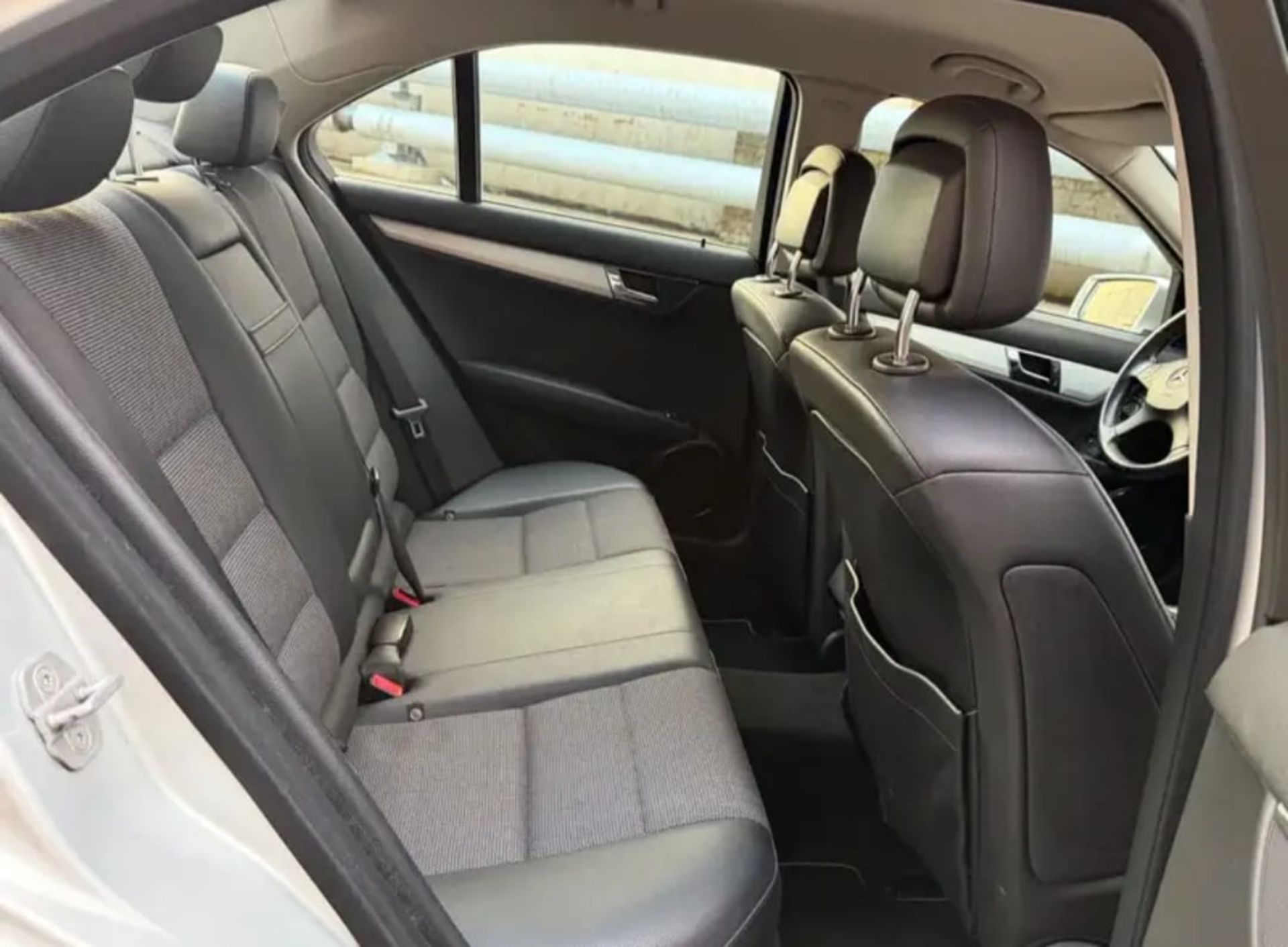 Mercedes-Benz C-Class - 6