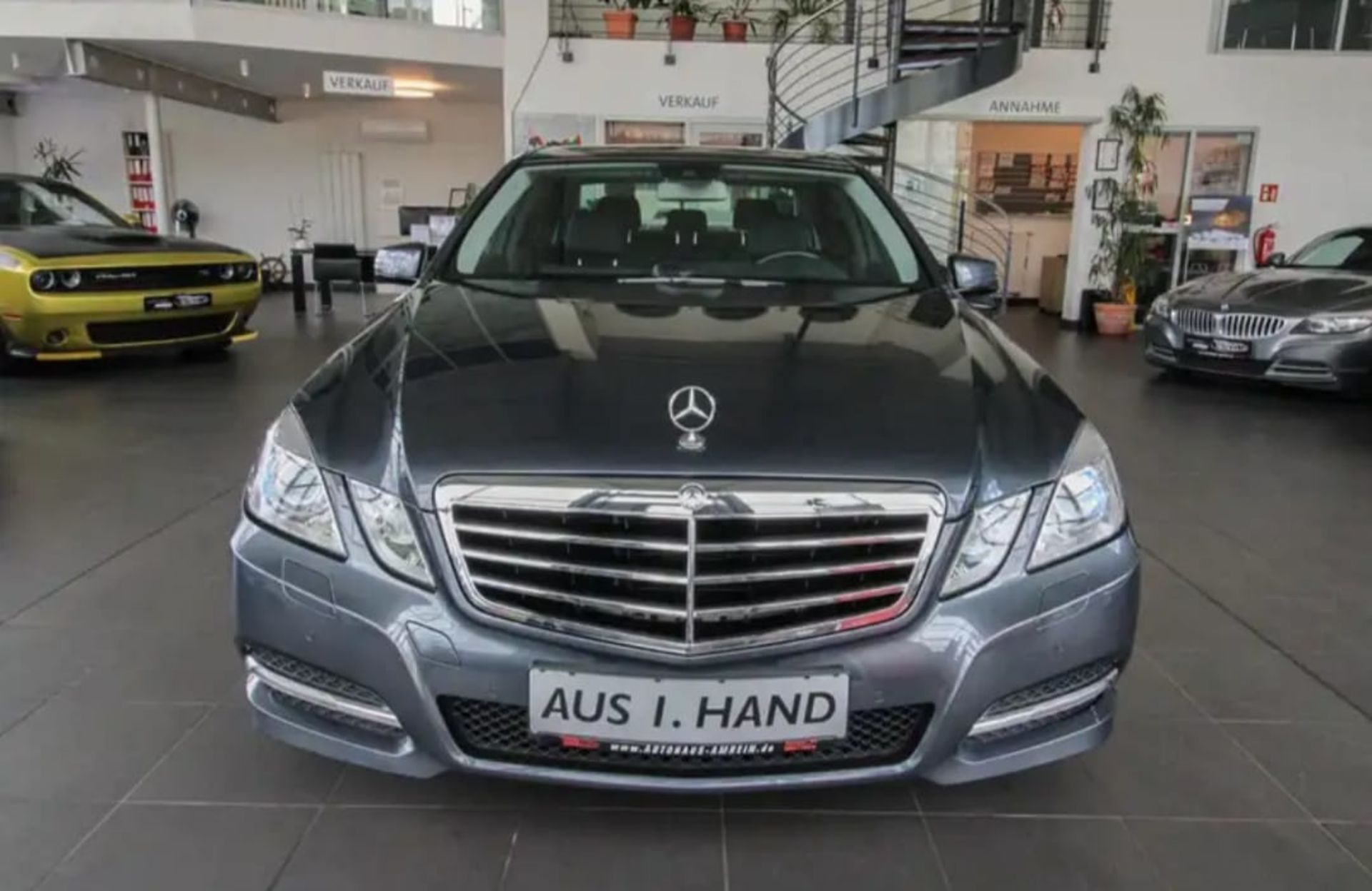 Mercedes-Benz E-Class  200 CGI  - 1