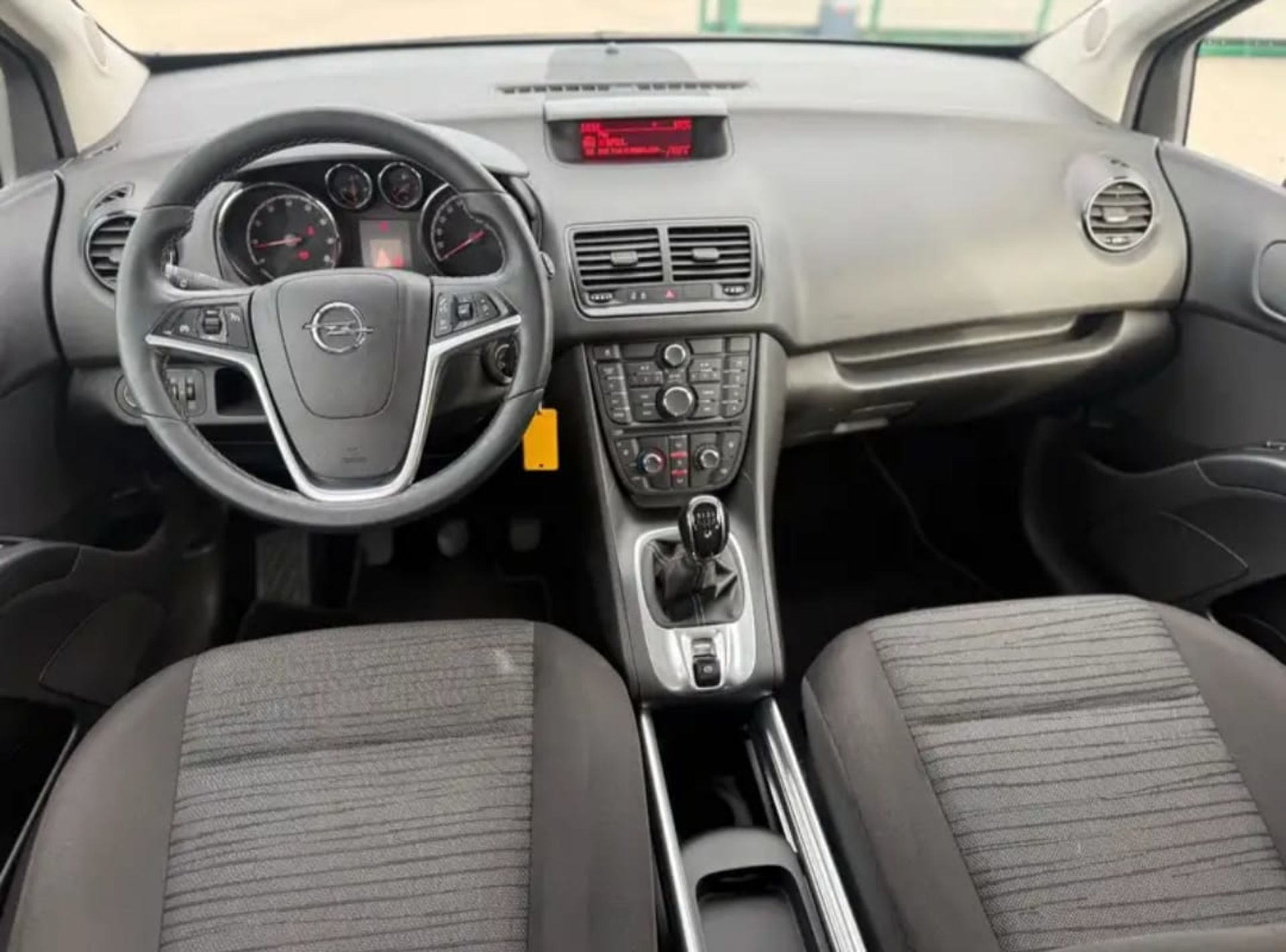 Opel  Meriva B - 2