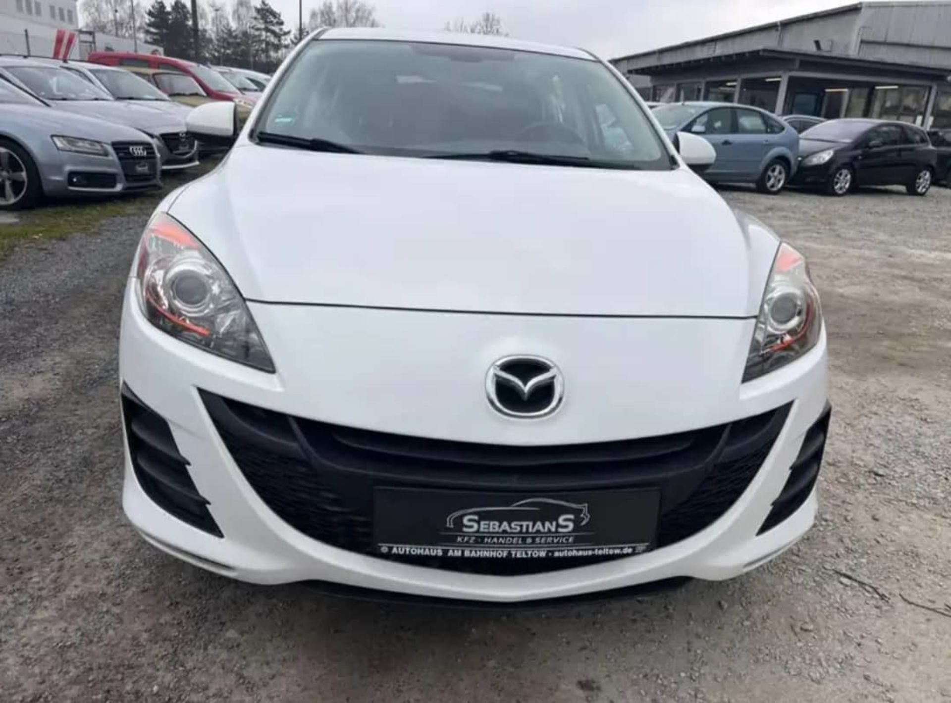 Mazda Mazda3 - 1
