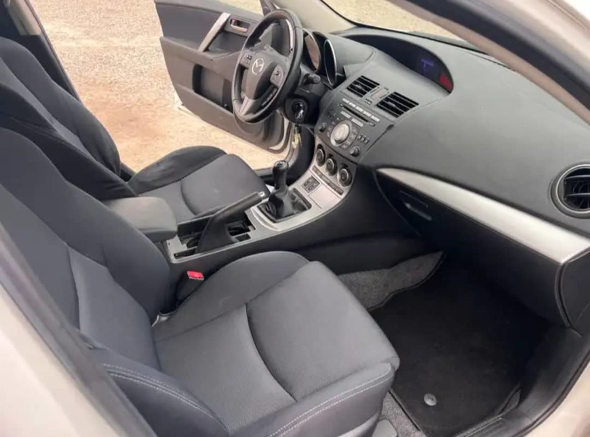 Mazda Mazda3 - 4