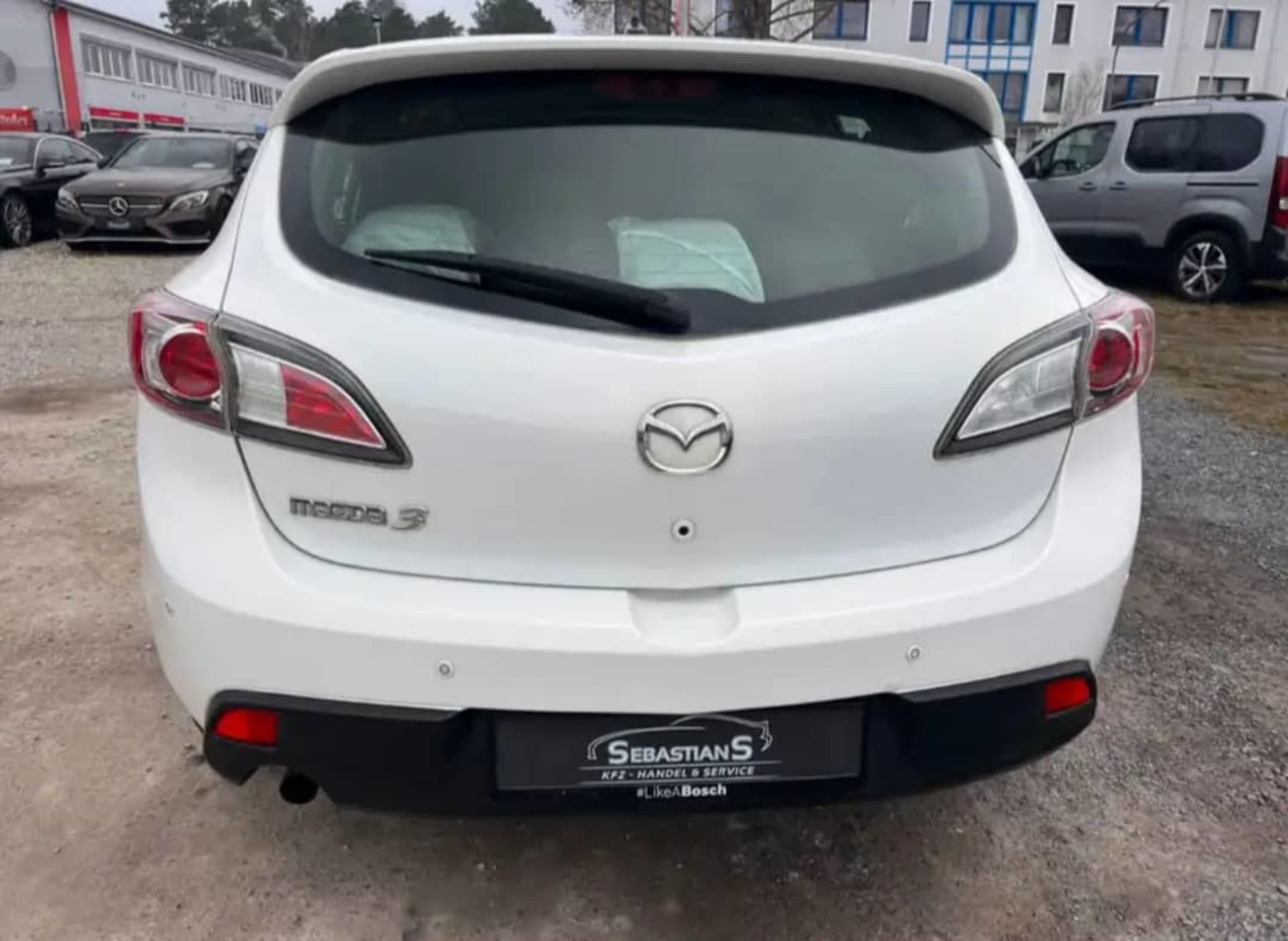 Mazda Mazda3 - 10
