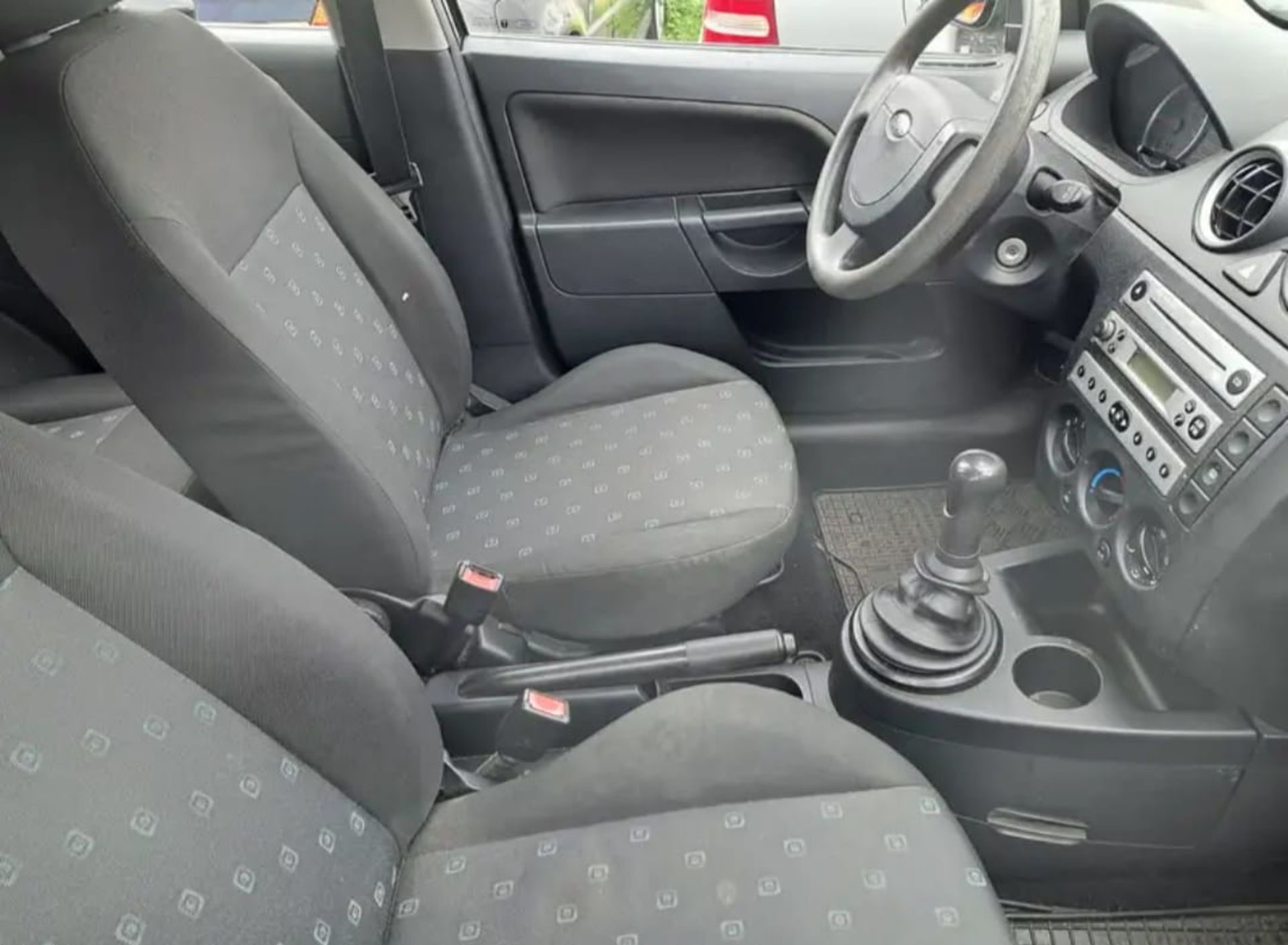 Ford Fiesta - 3
