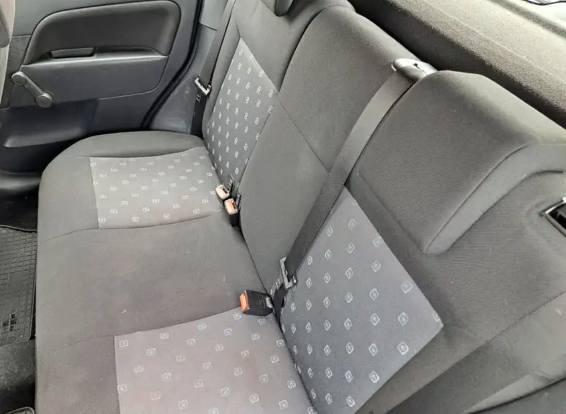 Ford Fiesta - 4