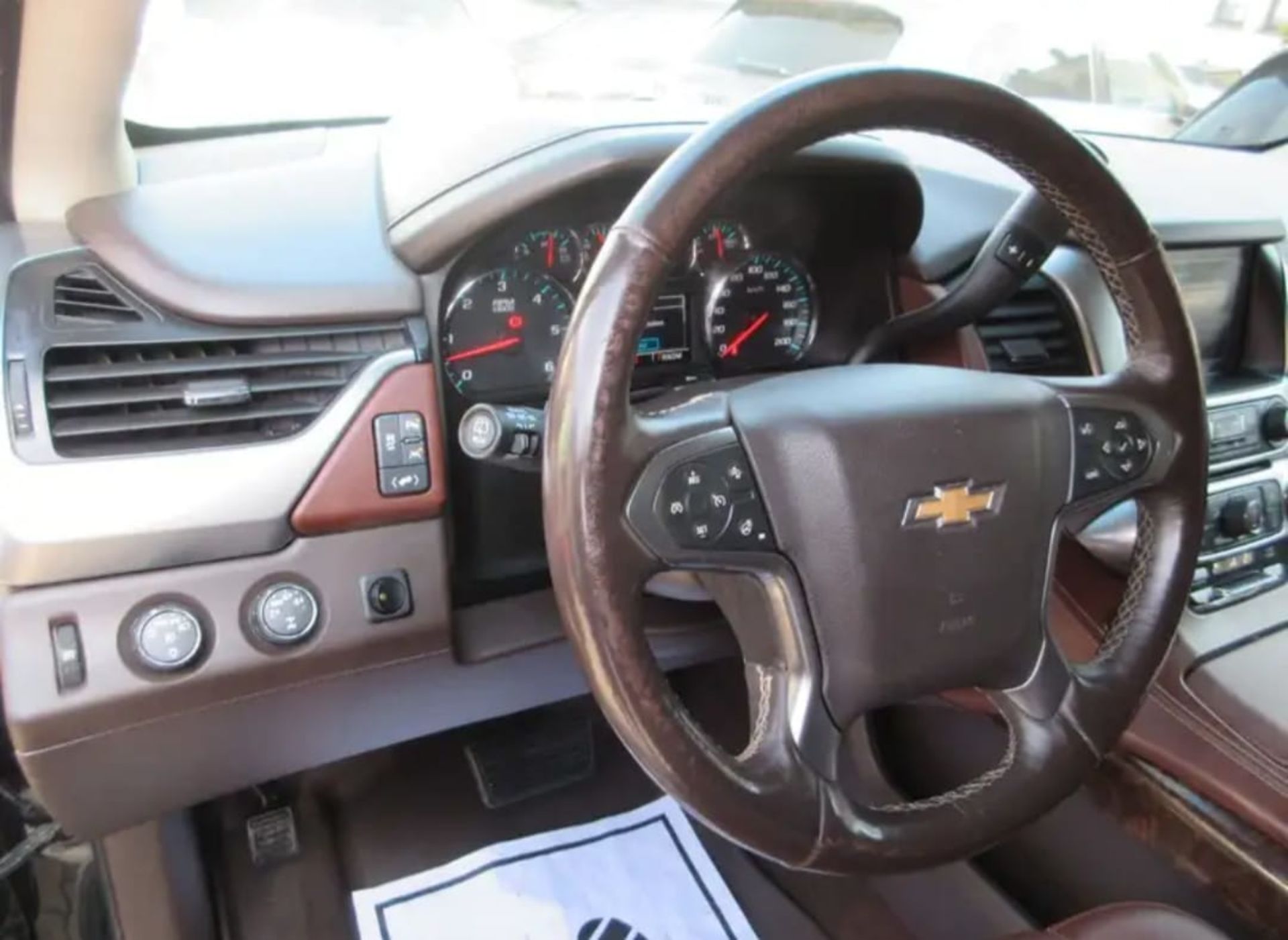 Chevrolet Suburban HD - 2