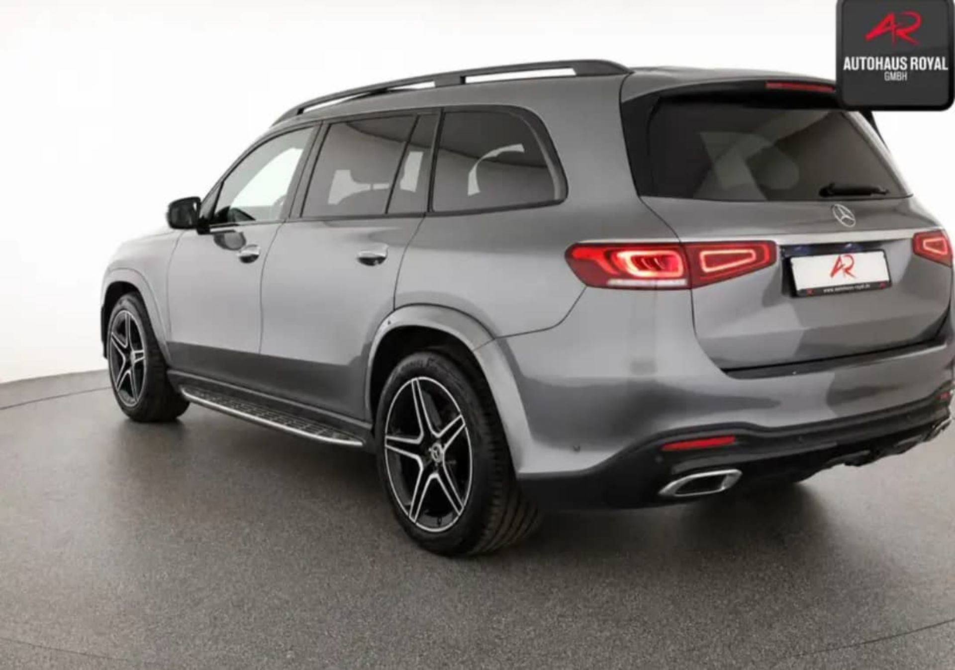 Mercedes-Benz GLS-Class - 9