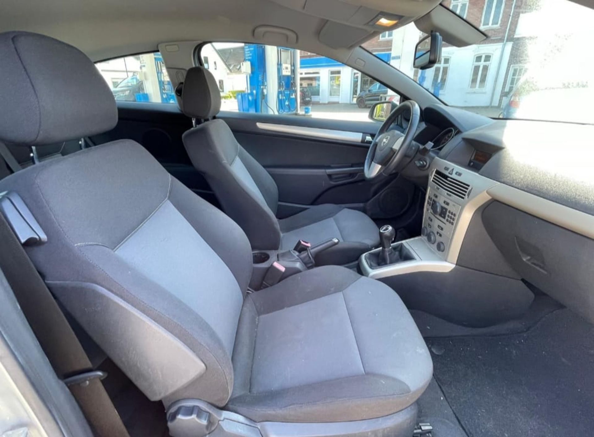 Opel Astra  H GTC 1.4  - 3
