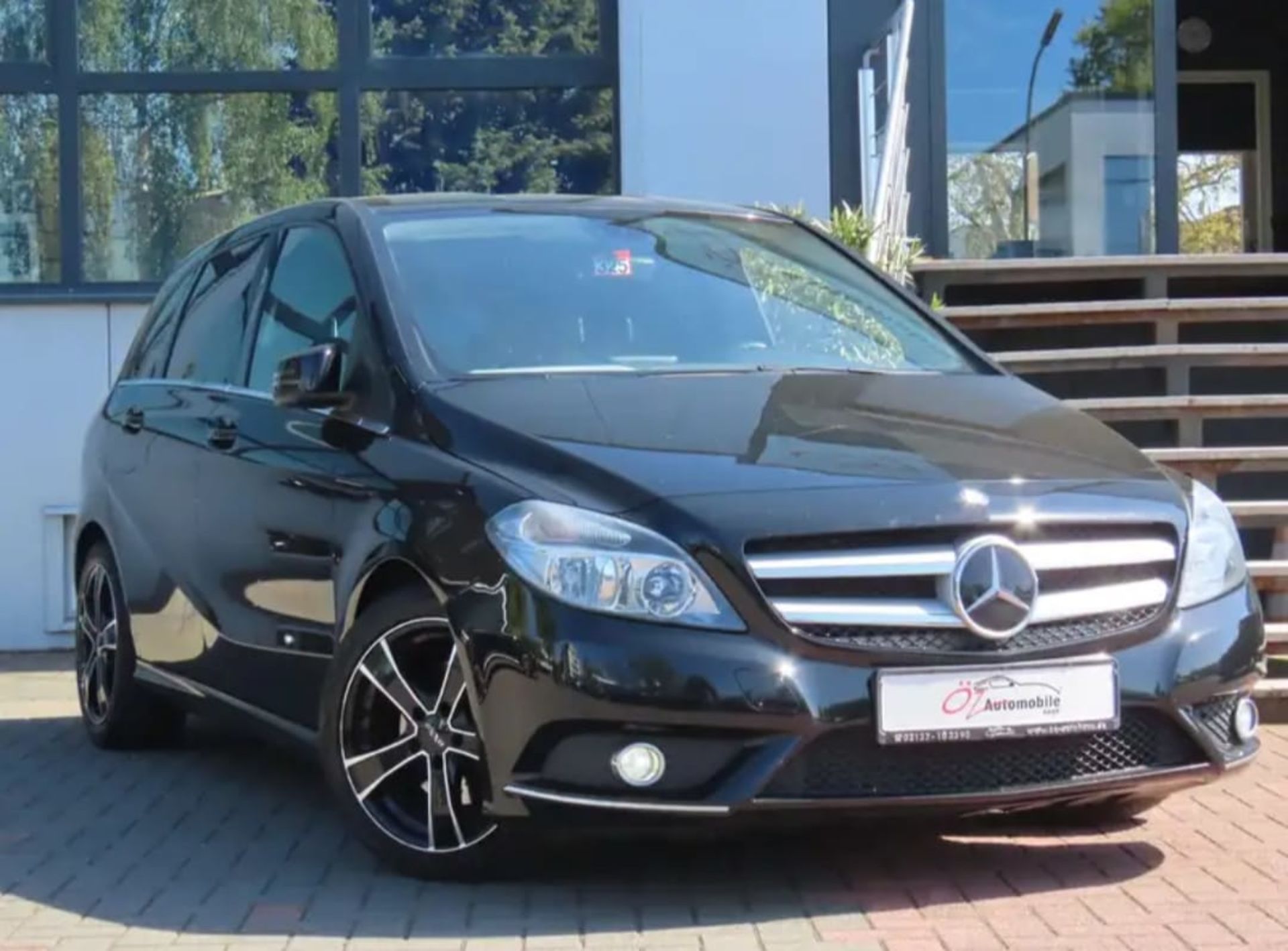 Mercedes-Benz B-Class - 1