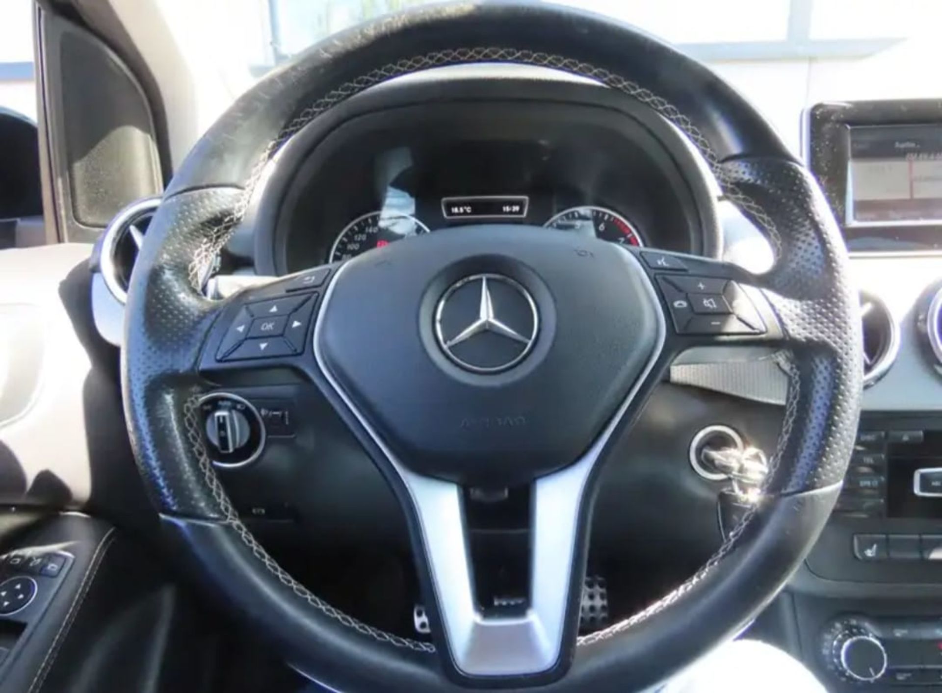 Mercedes-Benz B-Class - 2