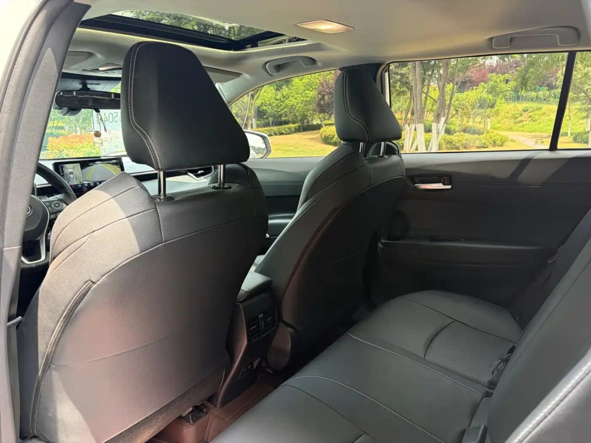Toyota FRONTLANDER - 4