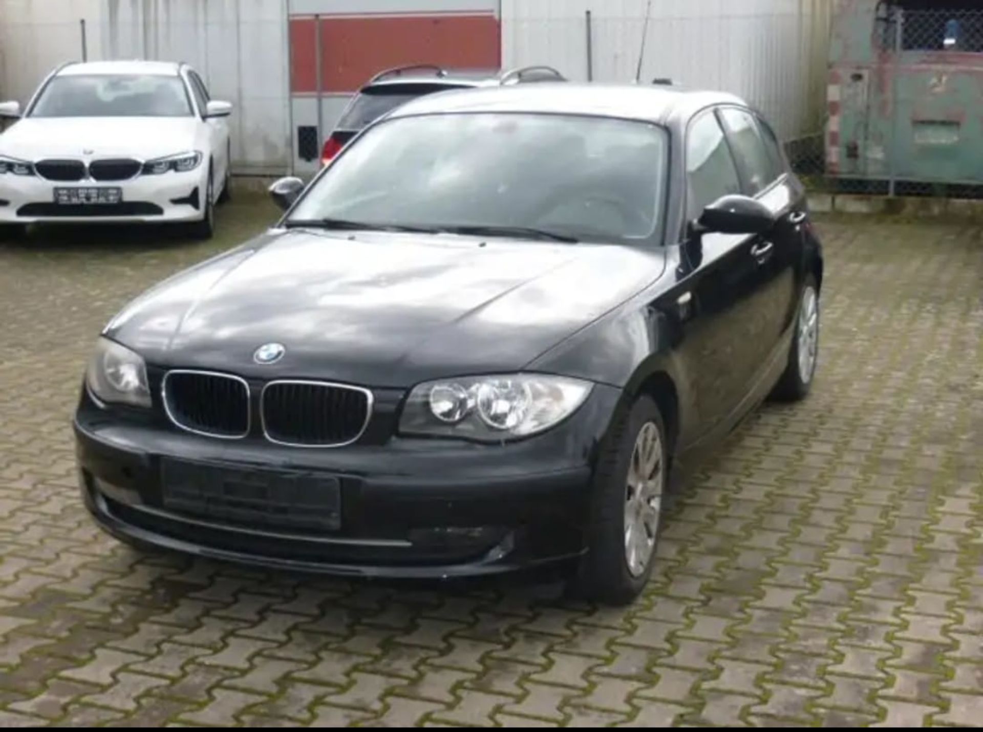 Mercedes-Benz 116i 2.0 Hagelschaden - 1