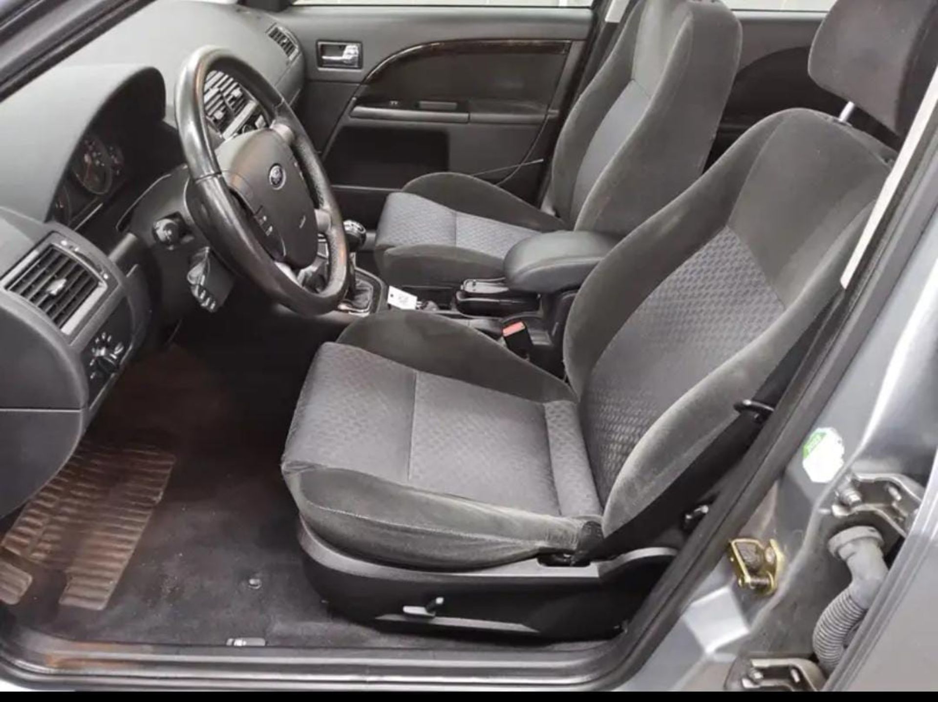 Ford Mondeo - 3