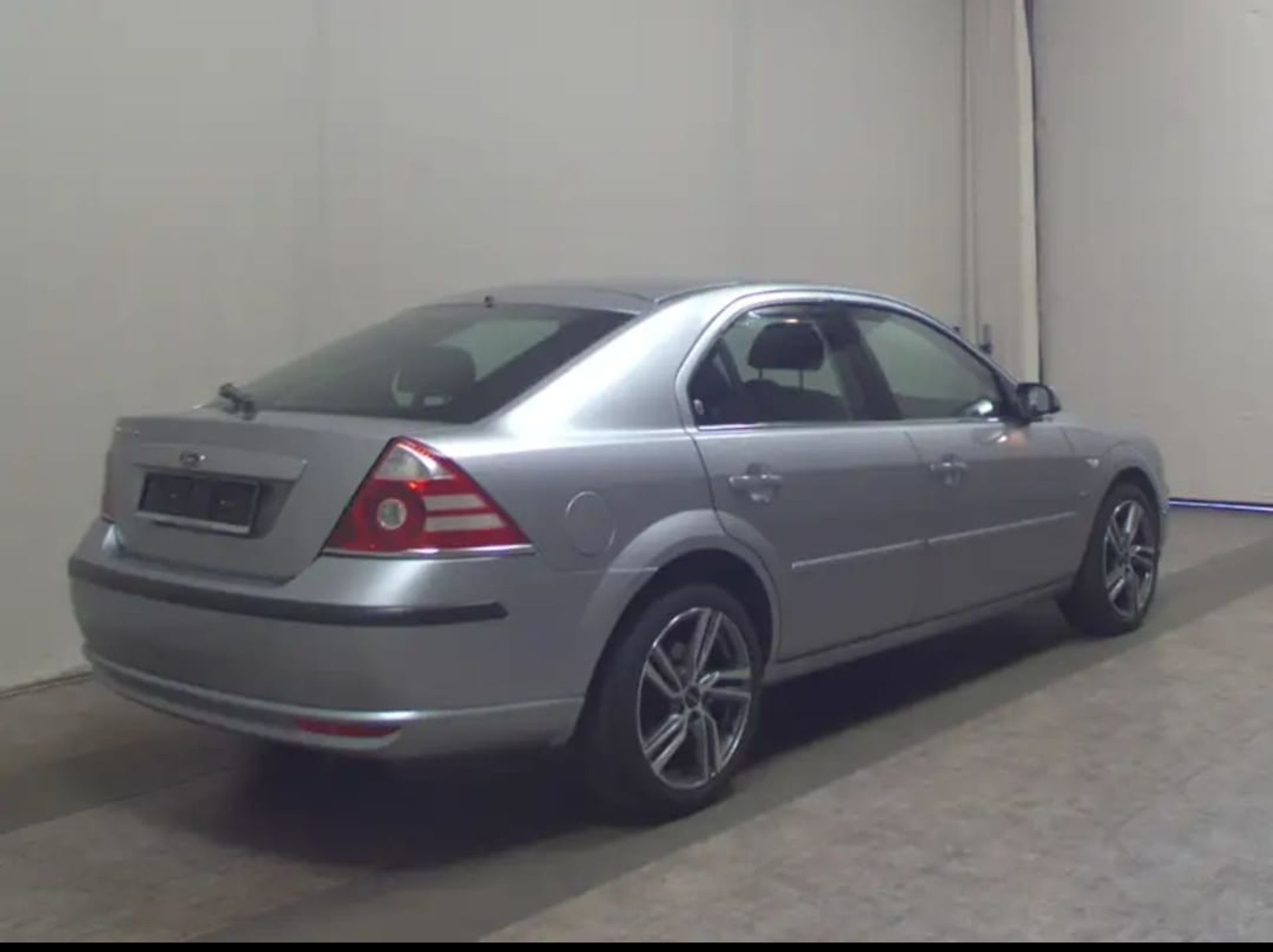 Ford Mondeo - 9