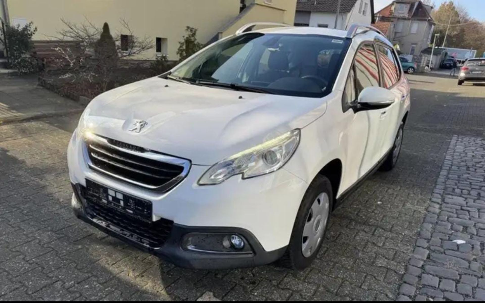 Peugeot 2008 - 1