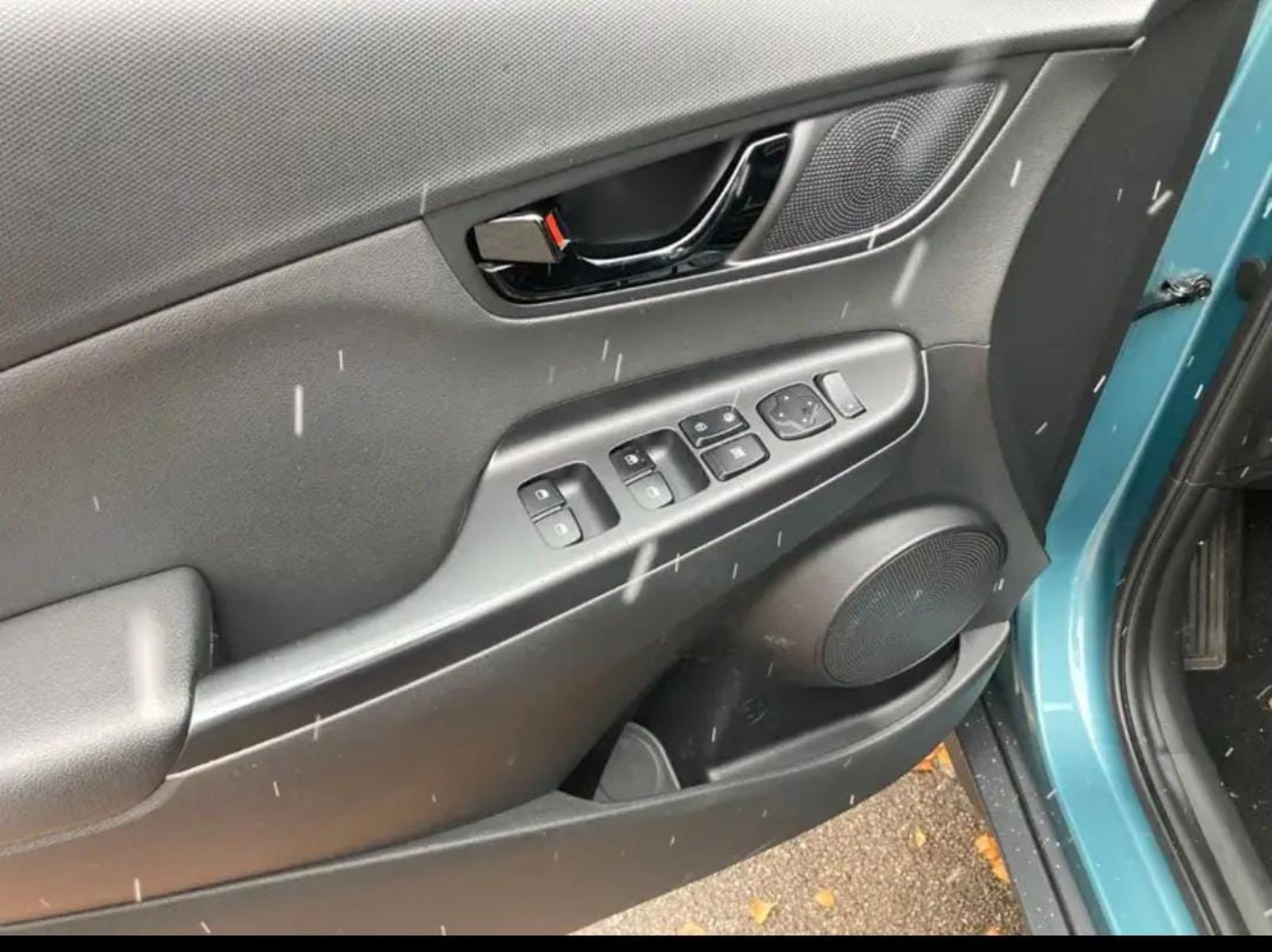 Hyundai Kona - 8