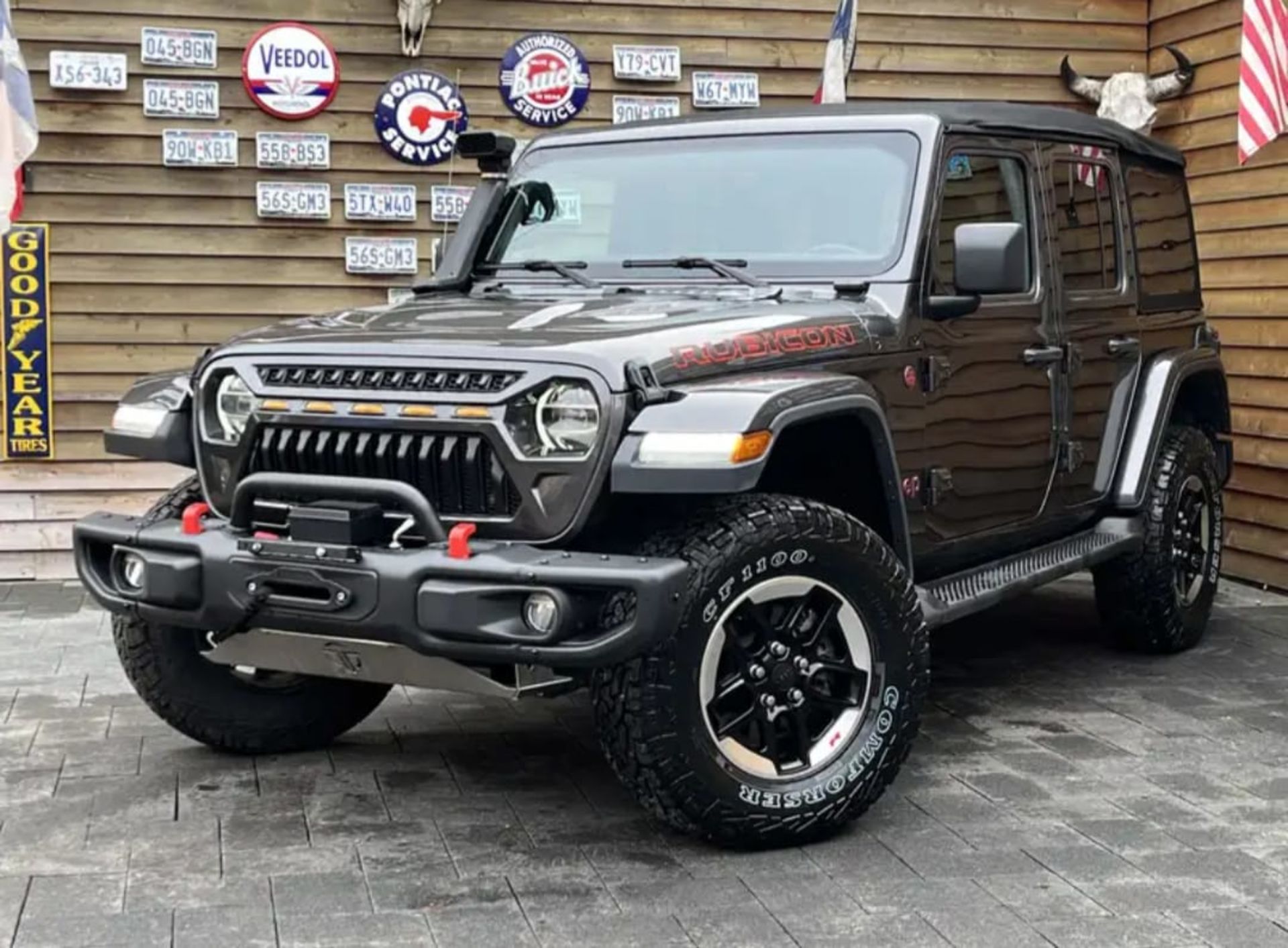 Jeep Wrangler  - 1