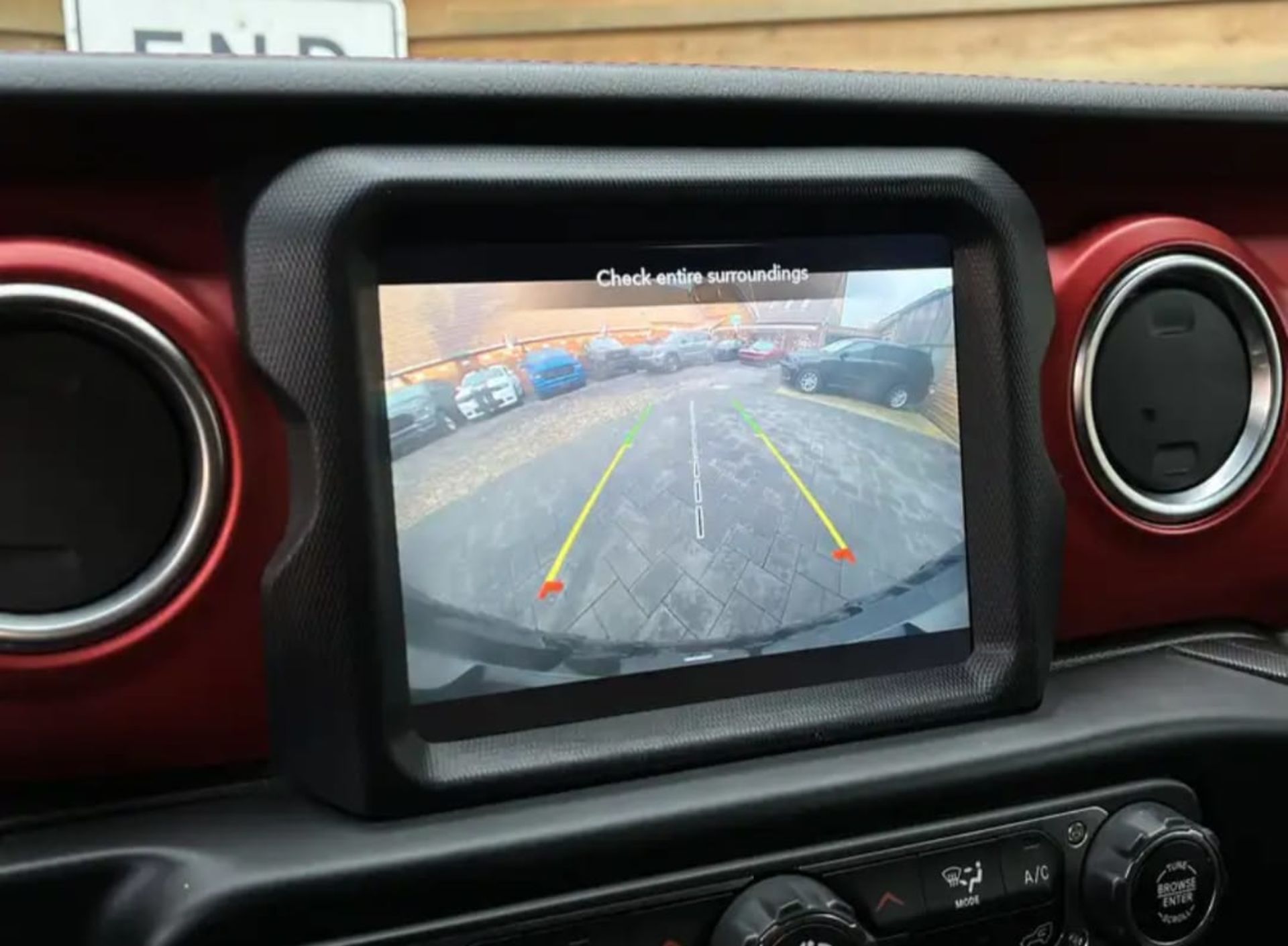 Jeep Wrangler  - 4