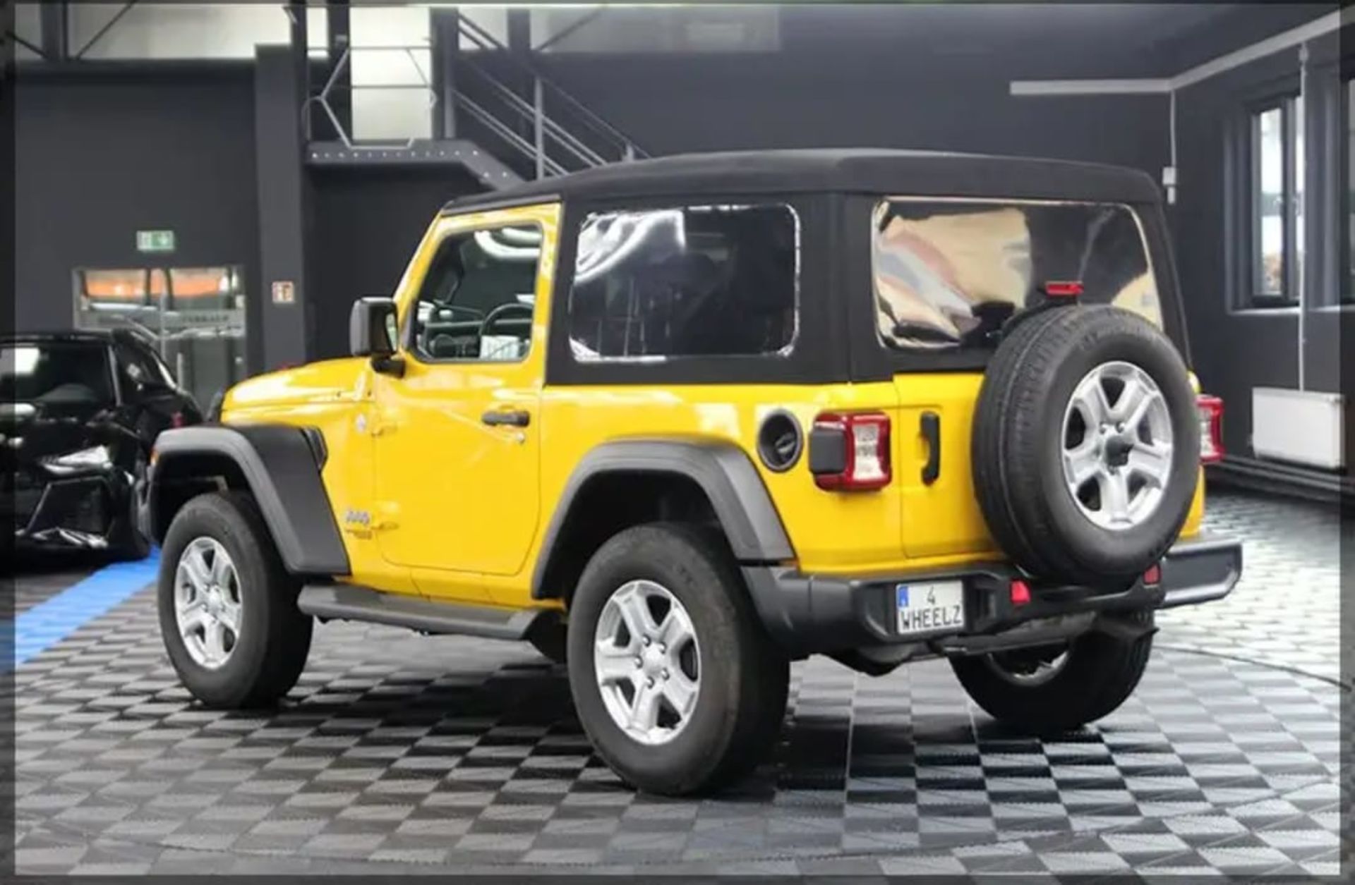 Jeep Wrangler  - 9