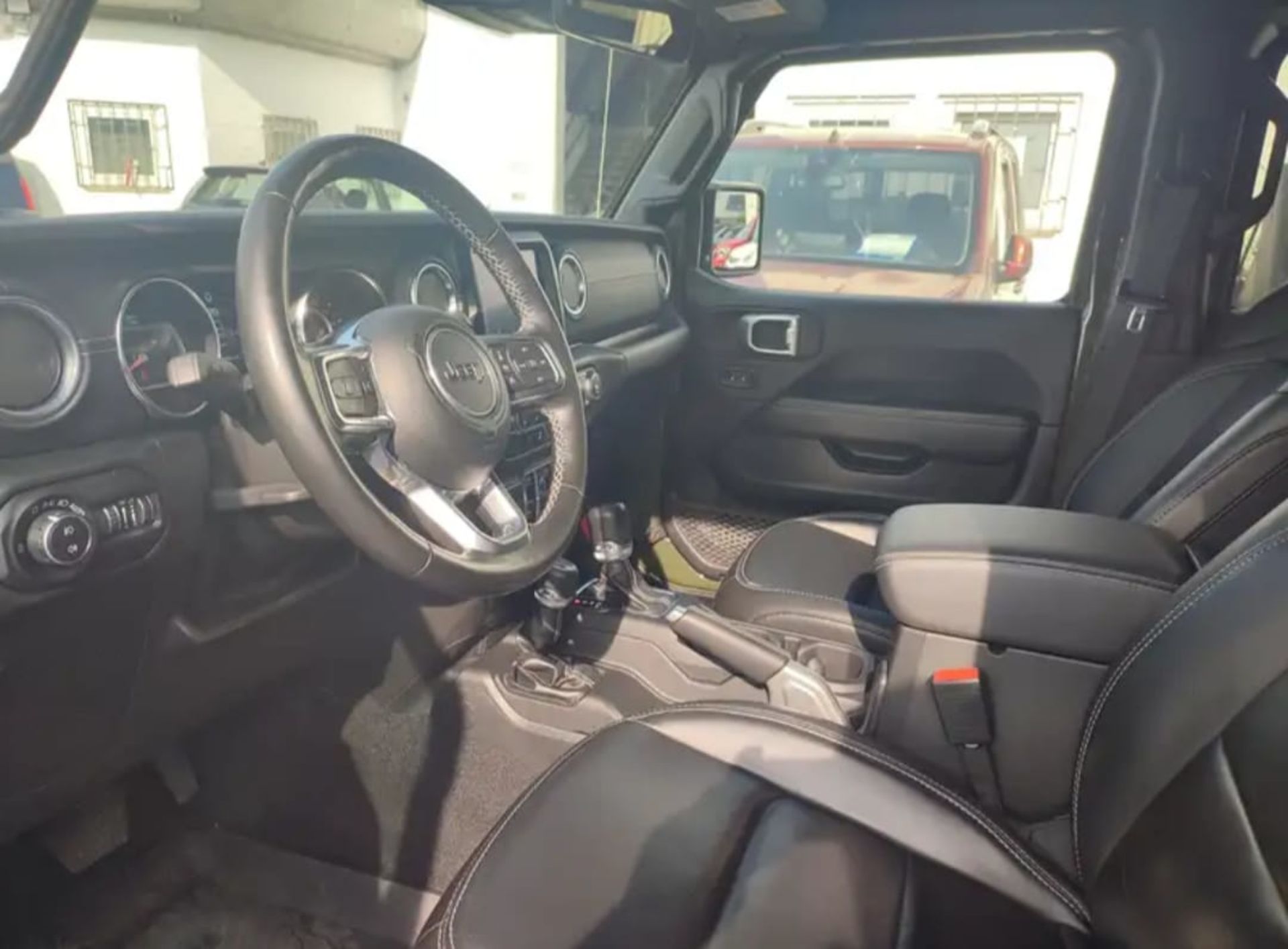 Jeep Wrangler  - 2