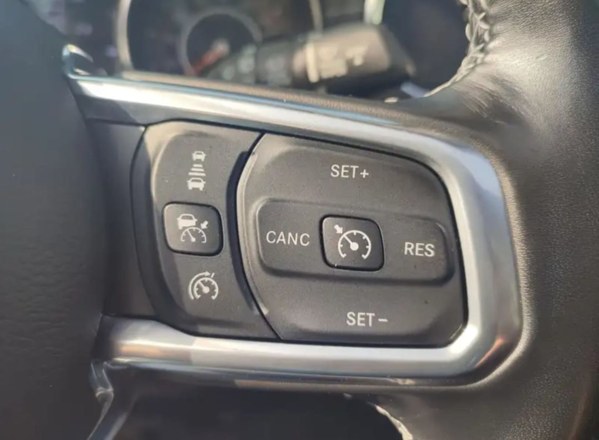 Jeep Wrangler  - 5
