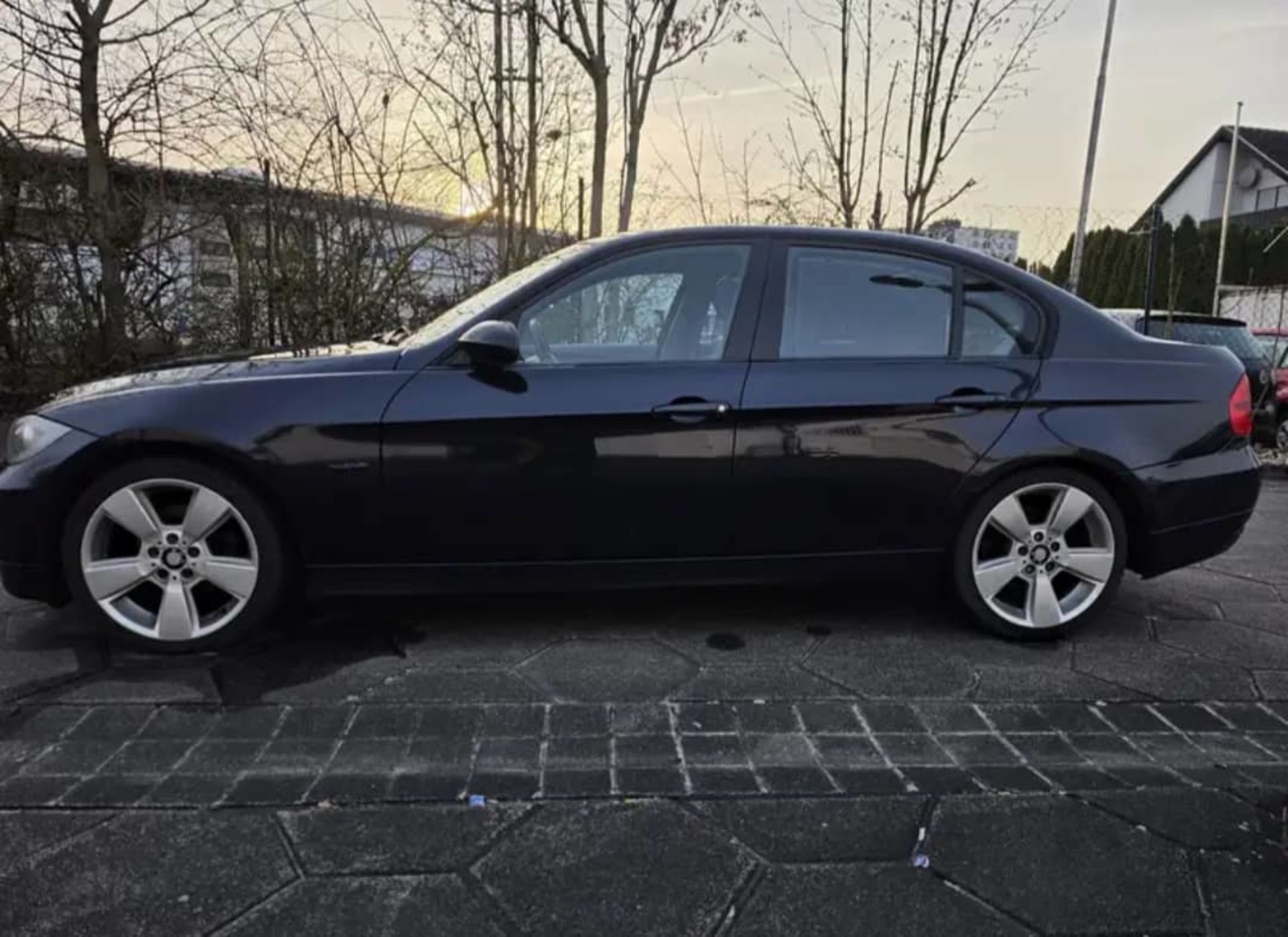 Bmw 320i - 4