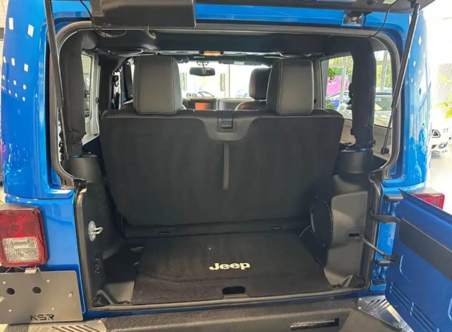 Jeep Wrangler  - 6