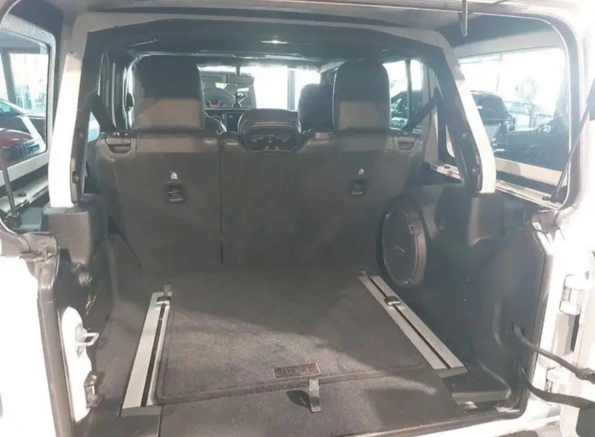 Jeep Wrangler  2.0 272PS UnLimited Sahara Camouflage . - 5