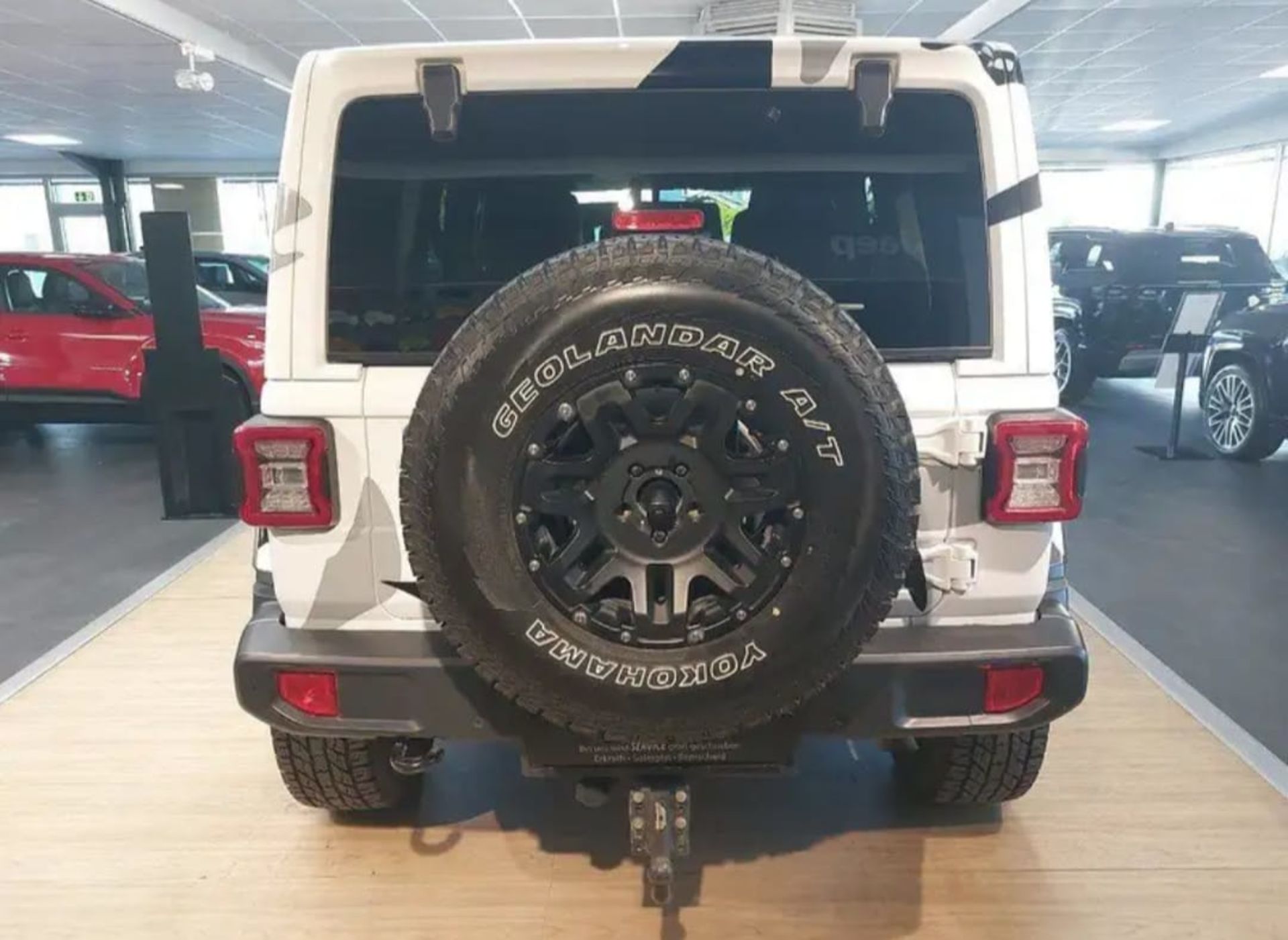 Jeep Wrangler  2.0 272PS UnLimited Sahara Camouflage . - 10