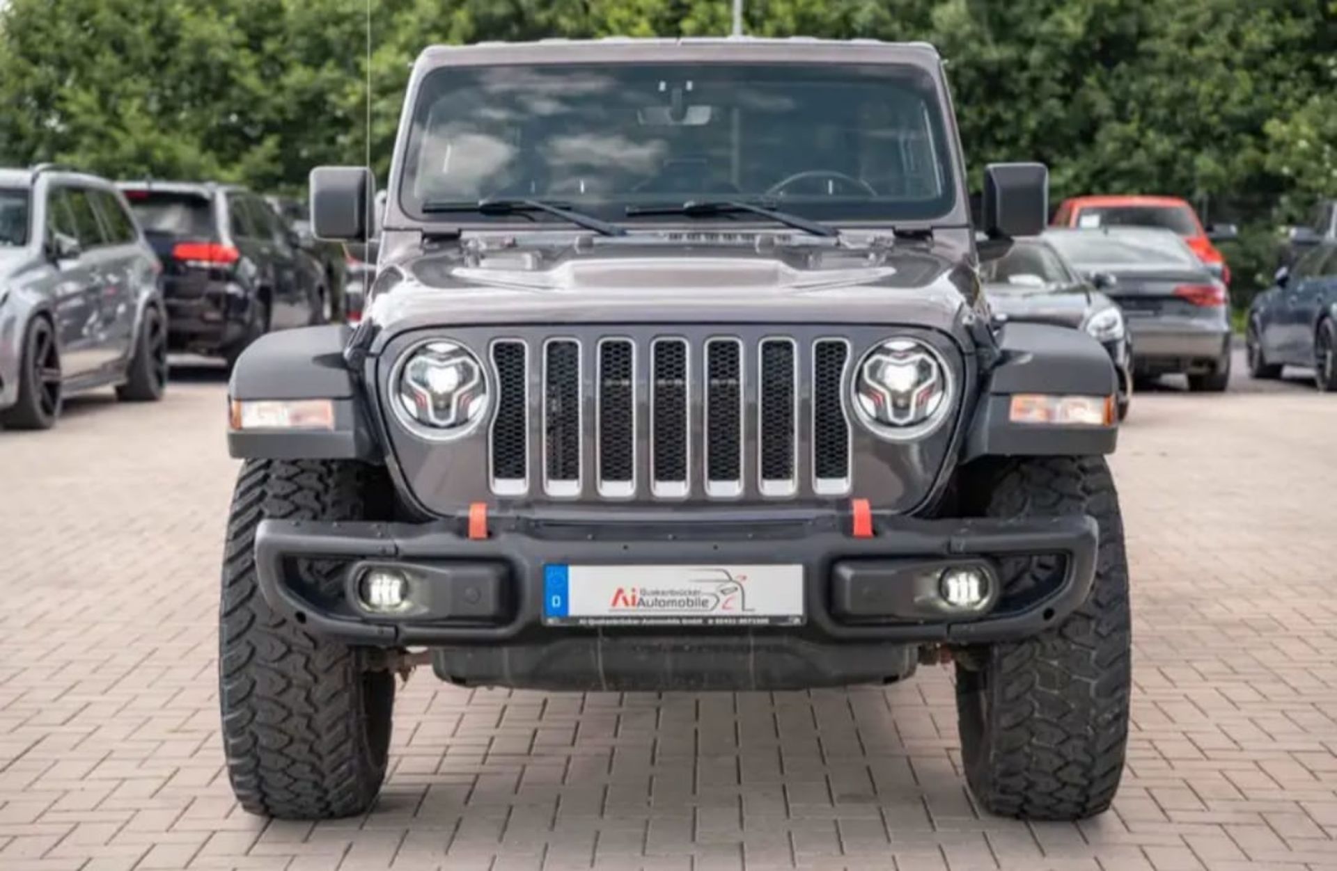 Jeep Wrangler  - 1