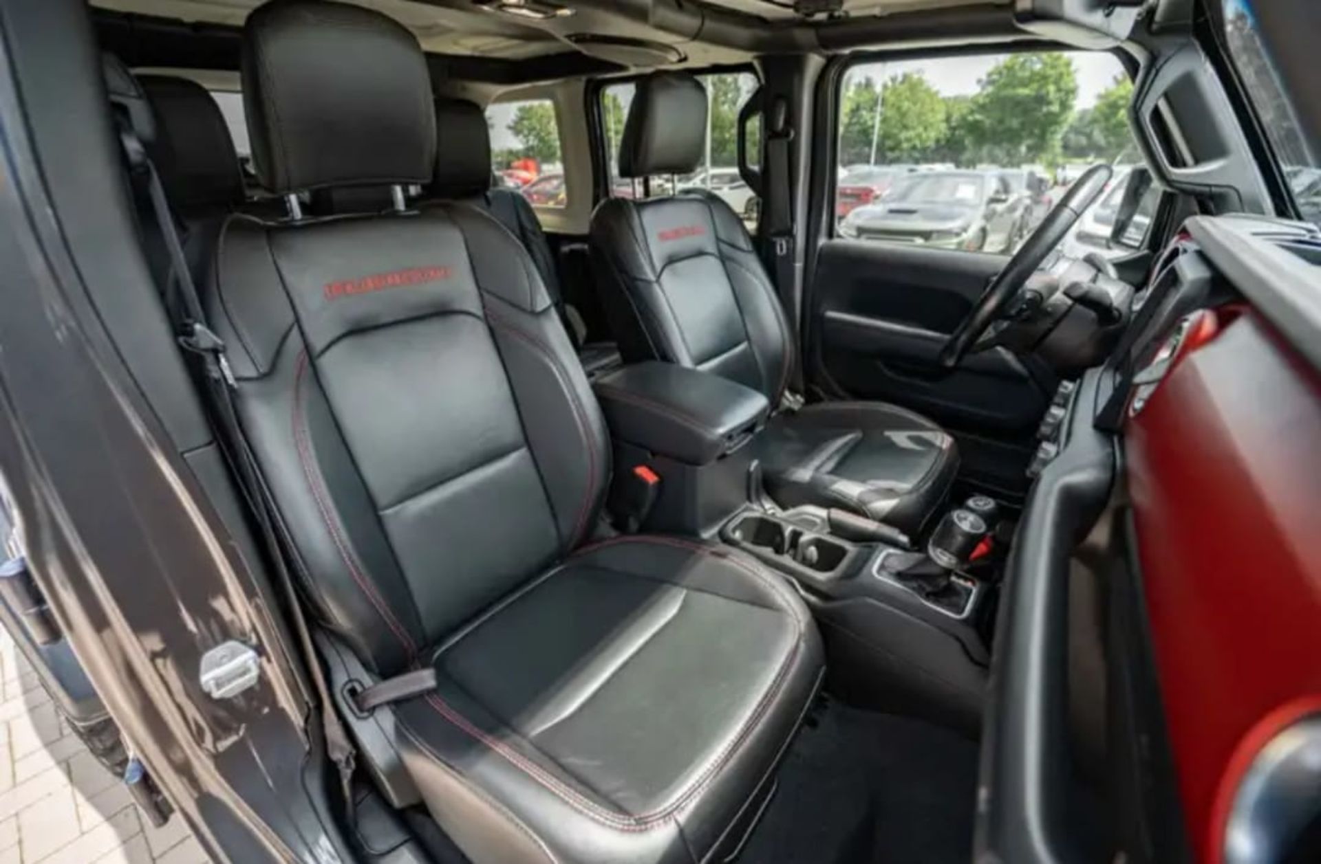 Jeep Wrangler  - 4