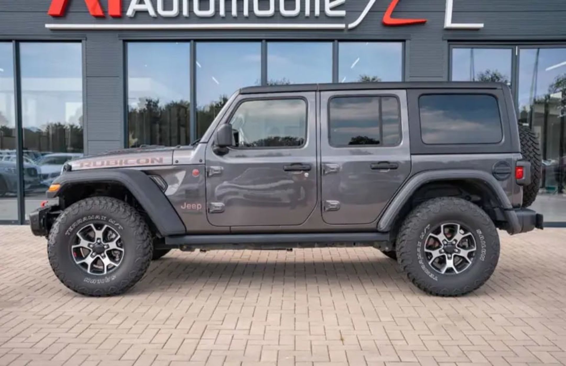 Jeep Wrangler  - 8