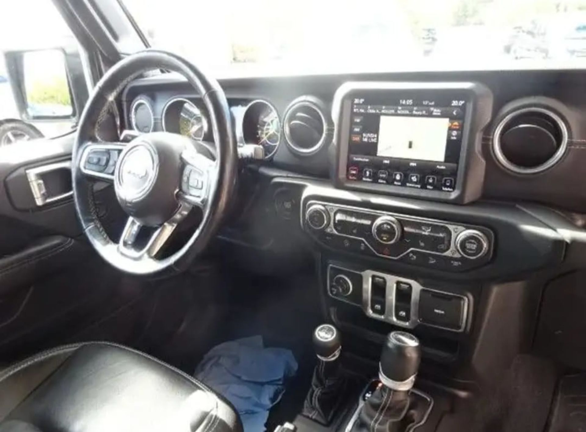 Jeep Wrangler  - 3