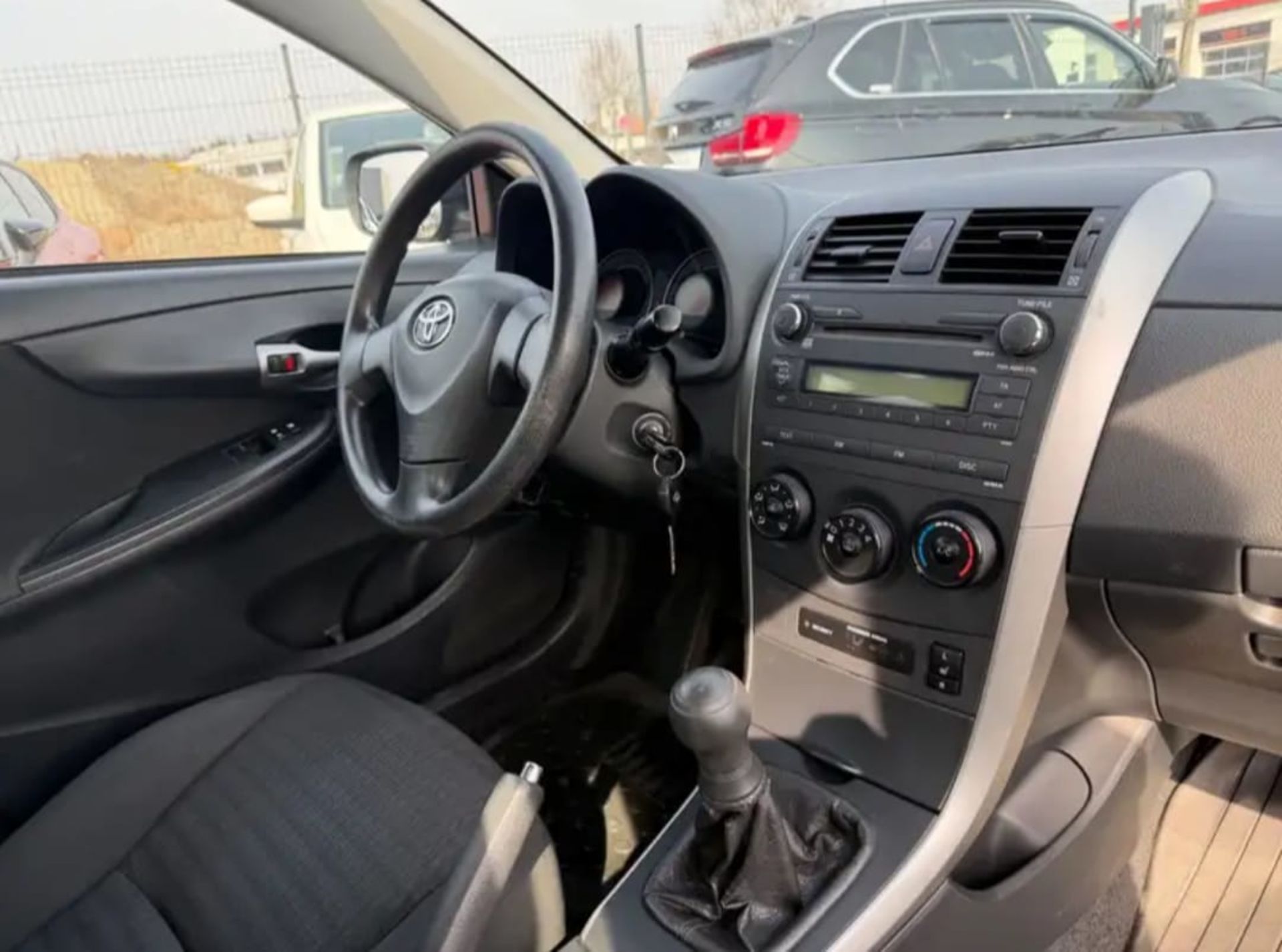 Toyota Corolla - 3