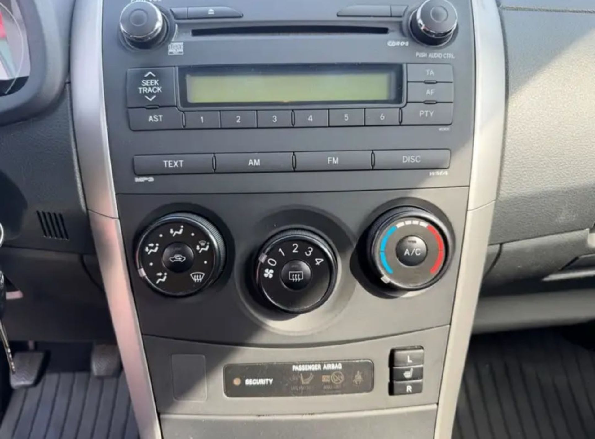 Toyota Corolla - 6