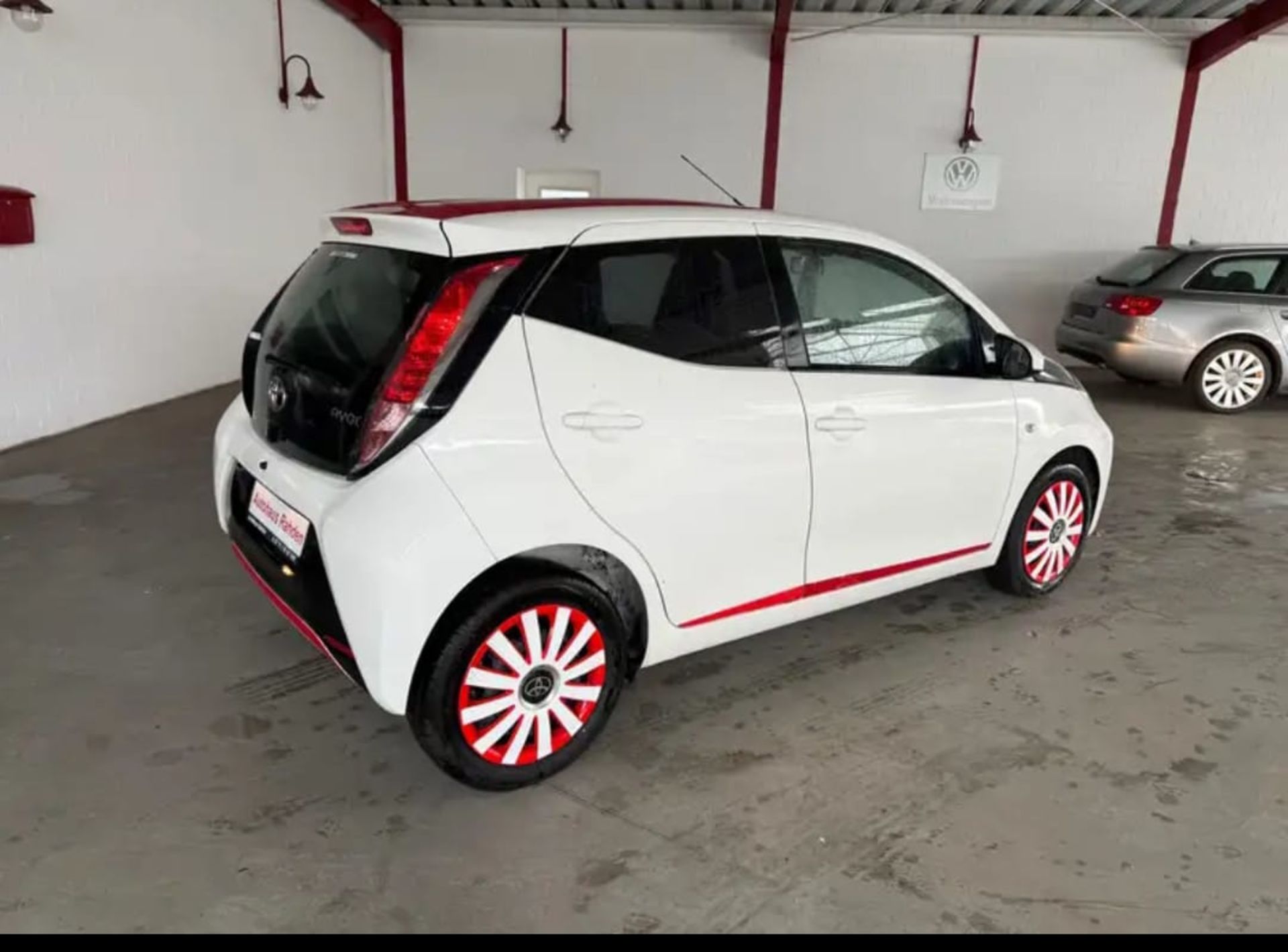 Toyota Aygo  1.0 x-busyness  - 5