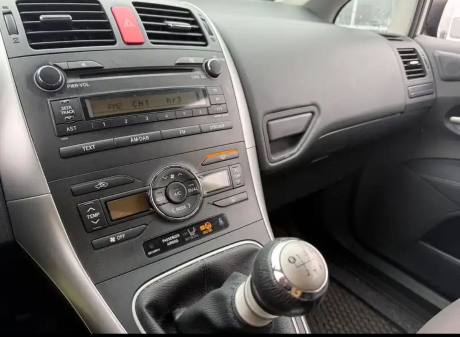 Toyota Auris - 3