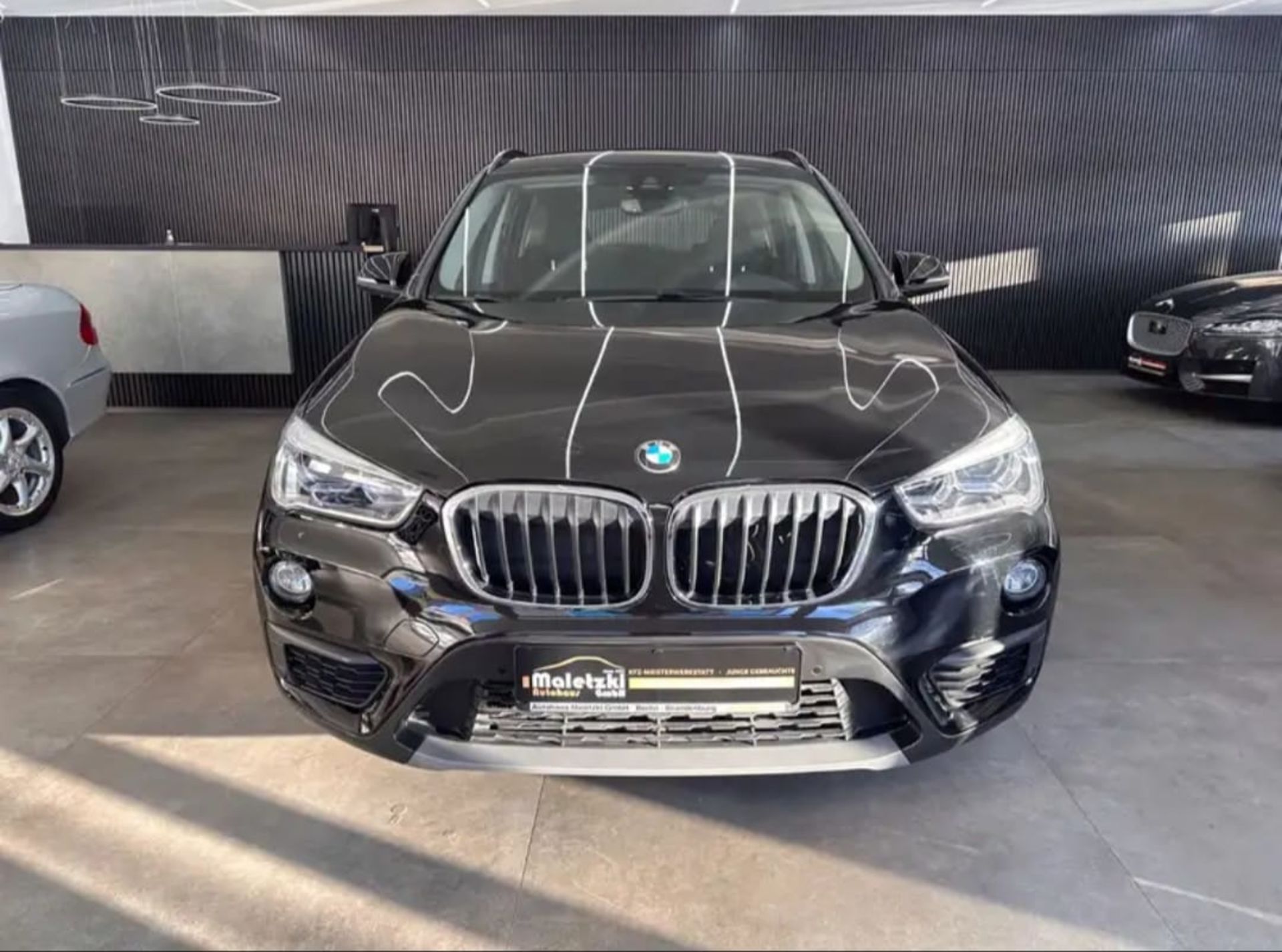 Bmw X1 18 i  - 1