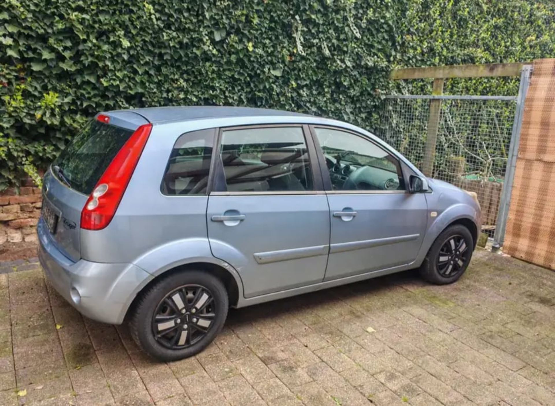 Ford Fiesta 1.4 Ambiente - 6