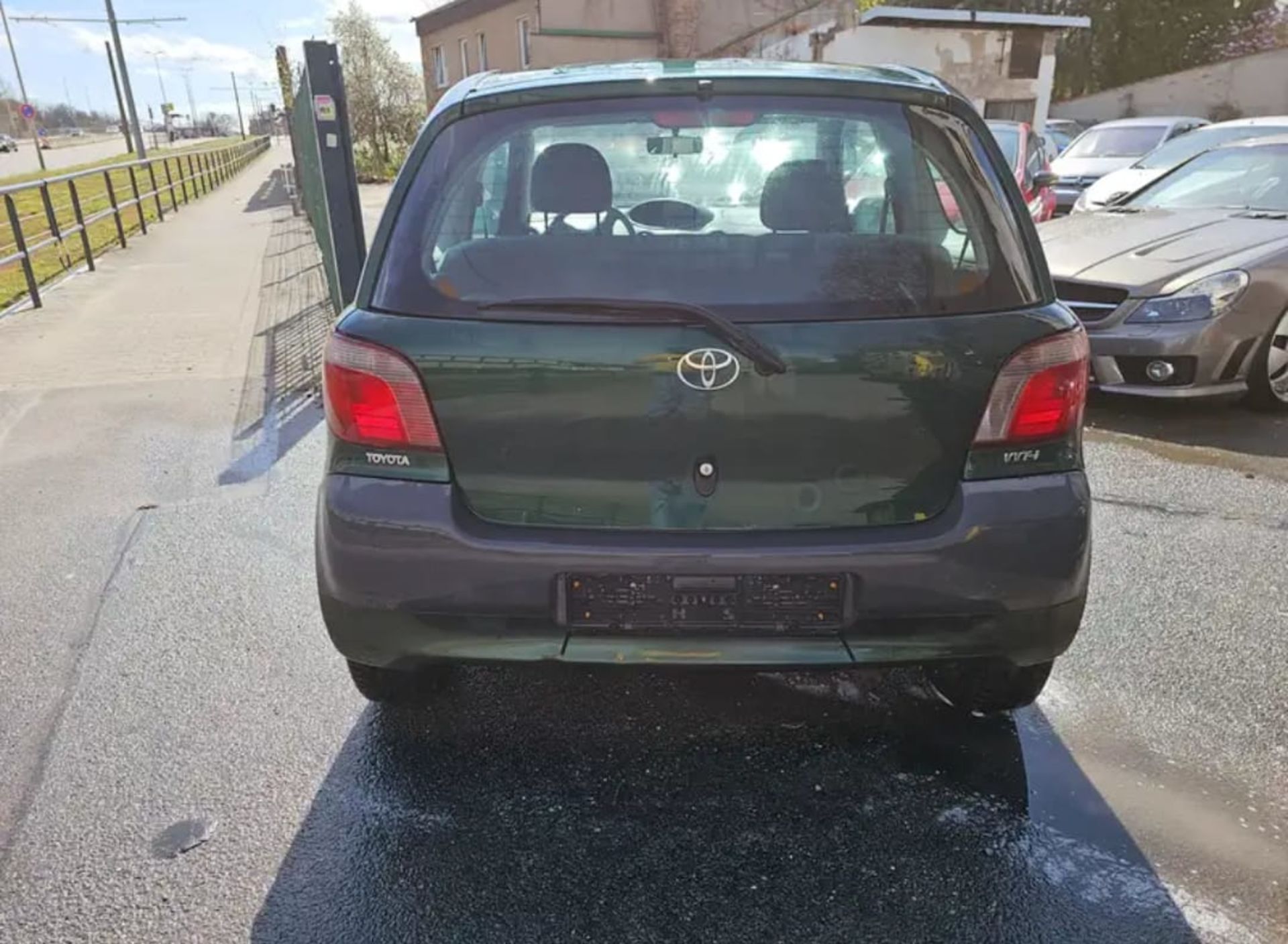 Toyota Yaris - 7