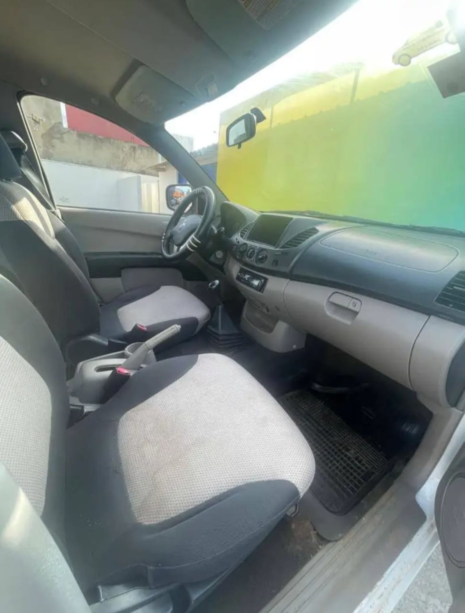 Mitsubishi L200 - 2