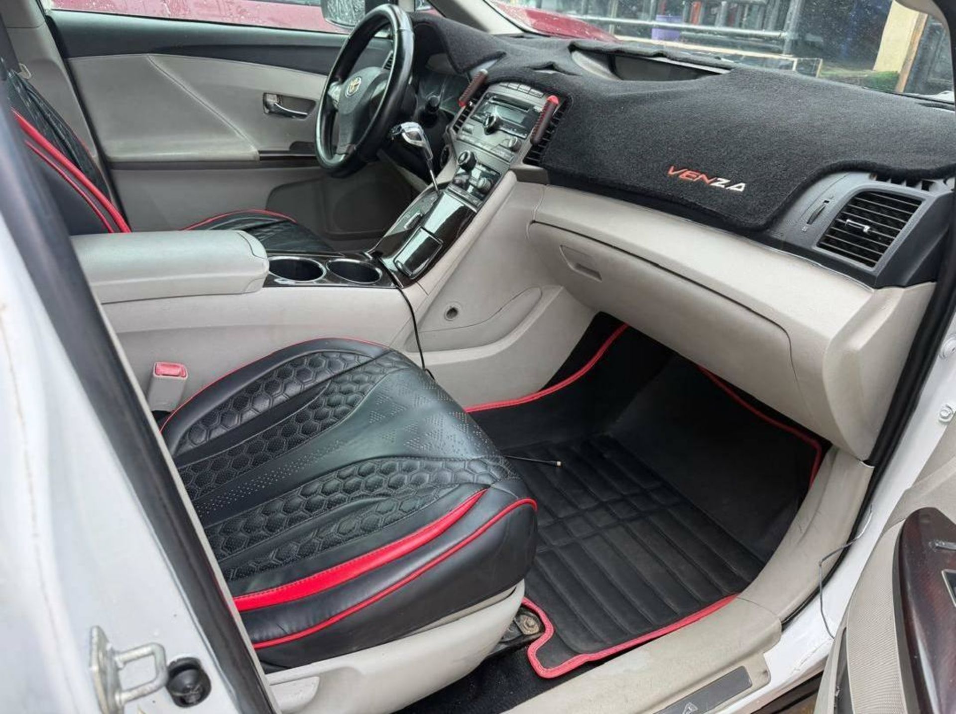 Toyota Venza - 2