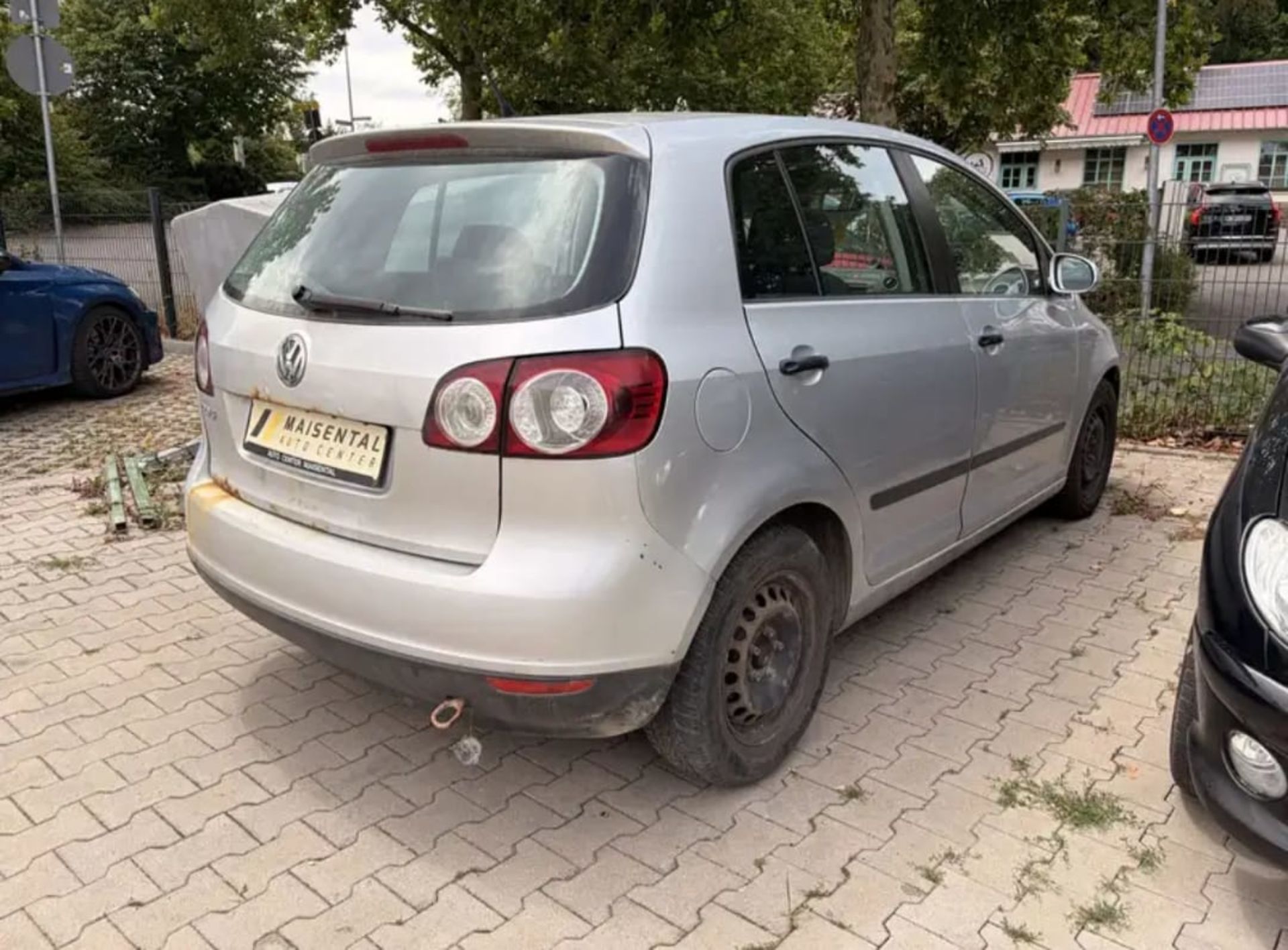 Volkswagen Golf - 5